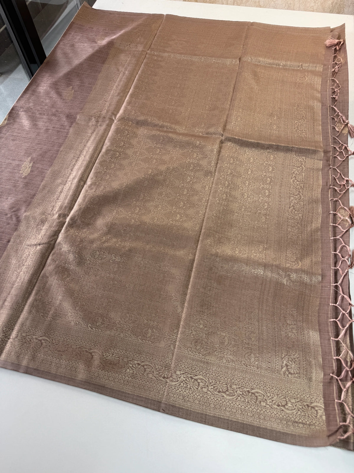 Semi silk Banarasi weaved saree/JFS55