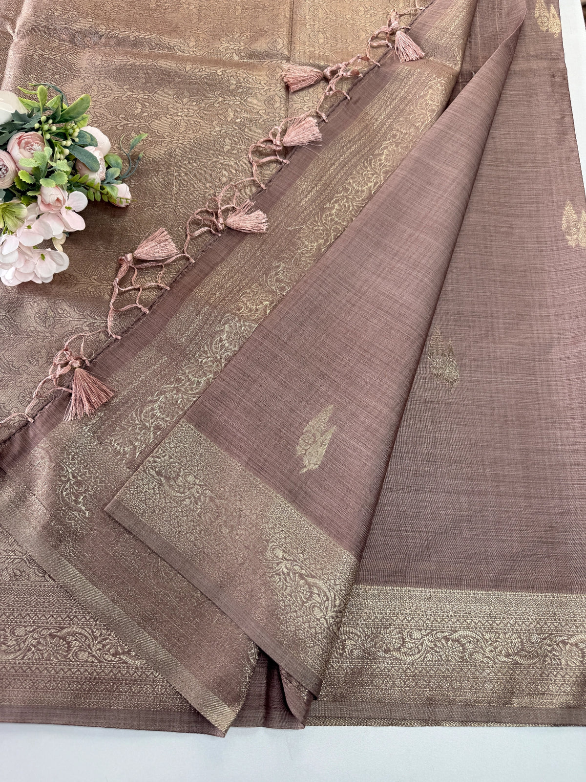 Semi silk Banarasi weaved saree/JFS55