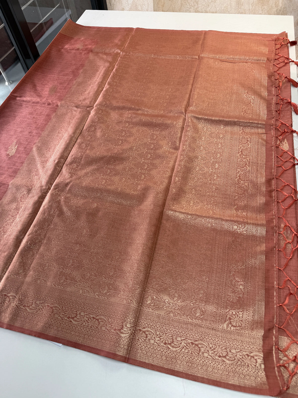 Semi silk Banarasi weaved saree/JFS55