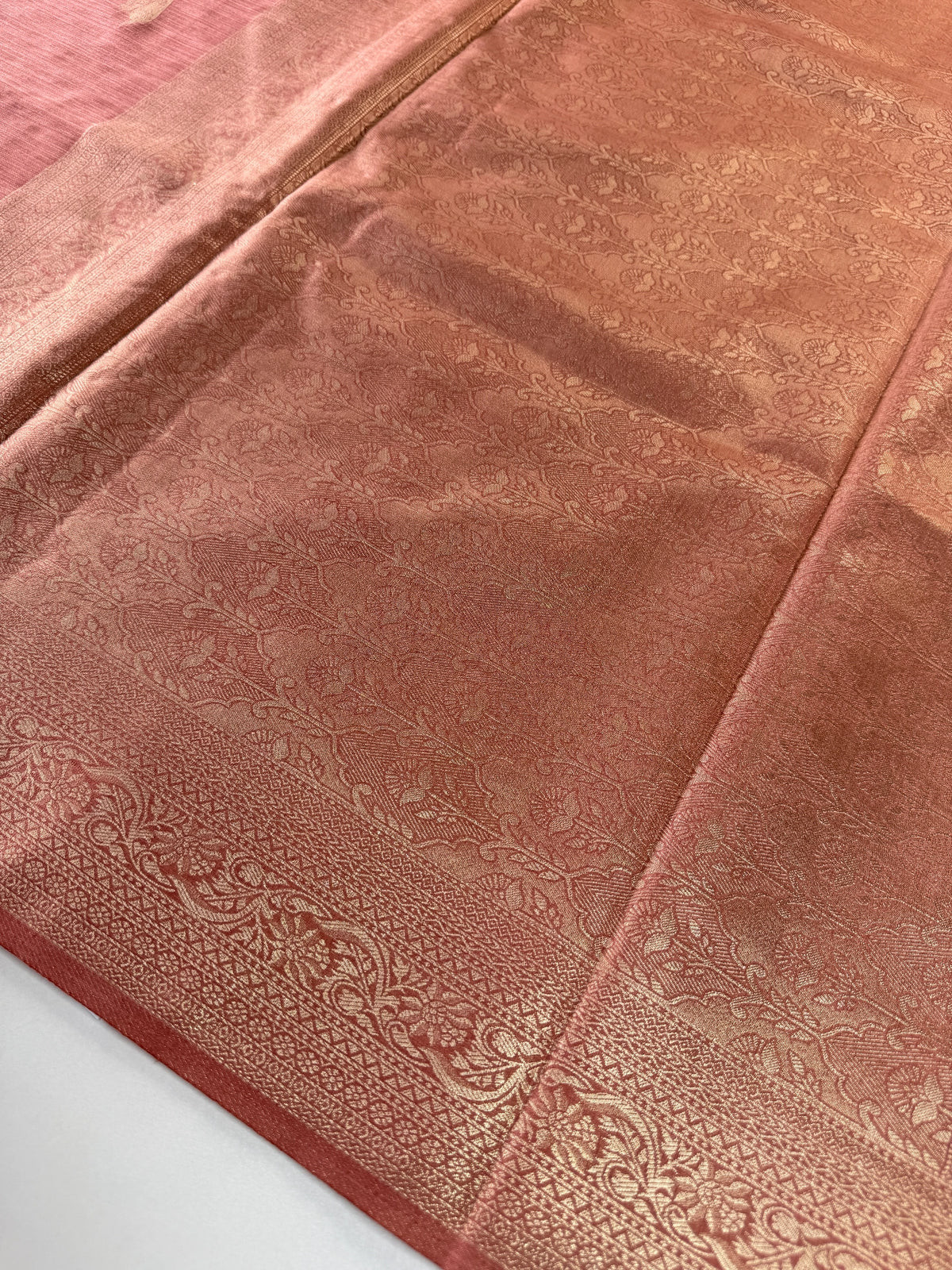 Semi silk Banarasi weaved saree/JFS55