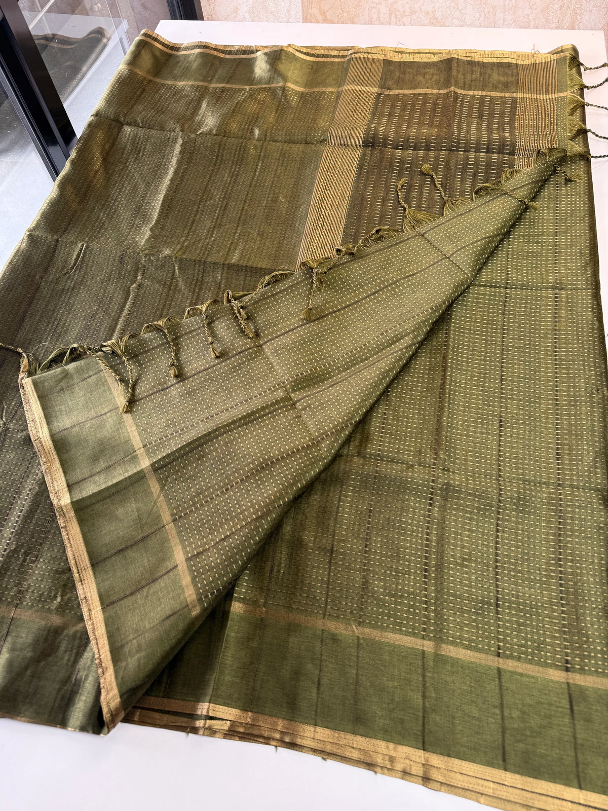 Semi matka saree/MAT12