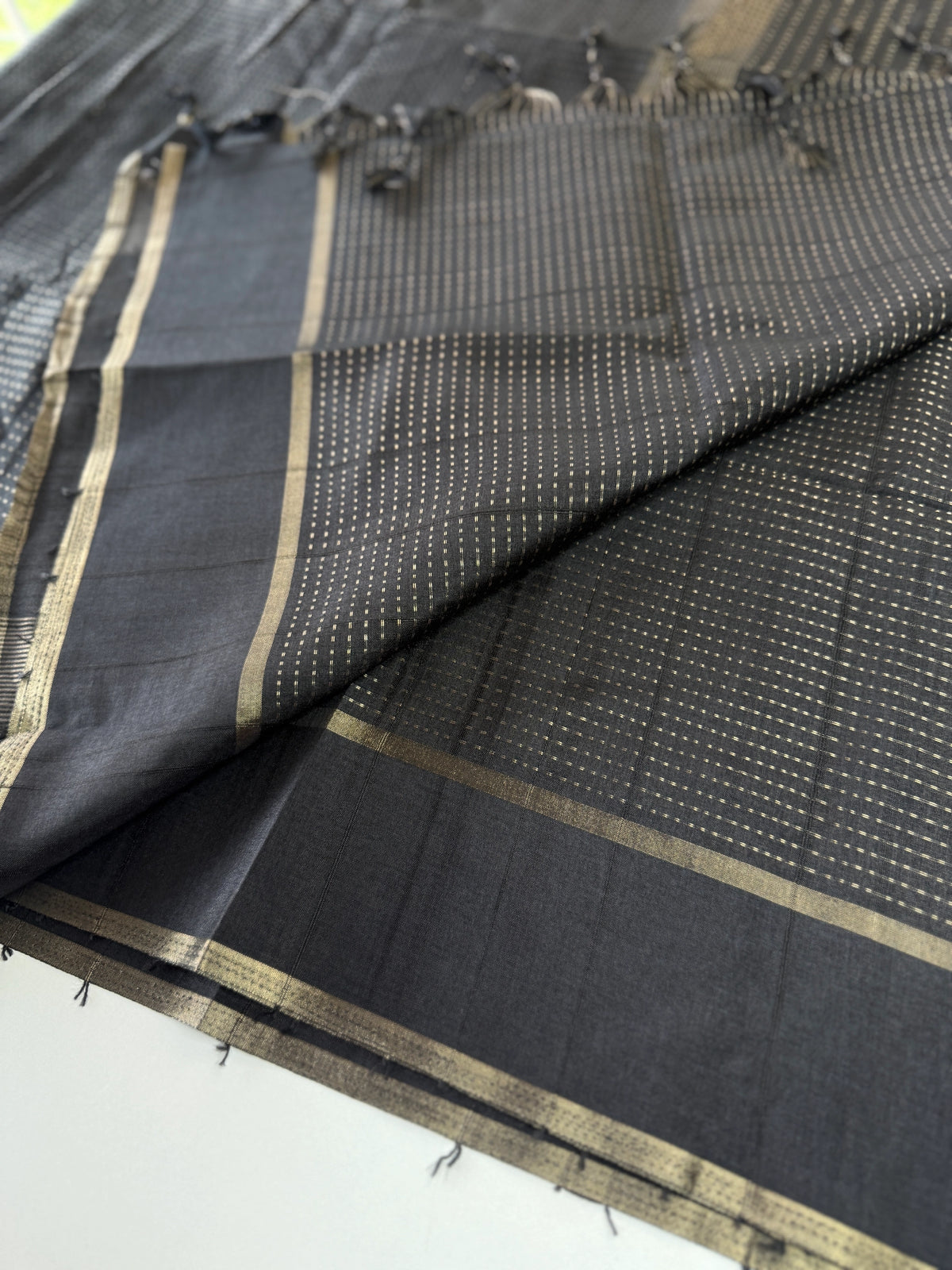 Semi matka saree/MAT12