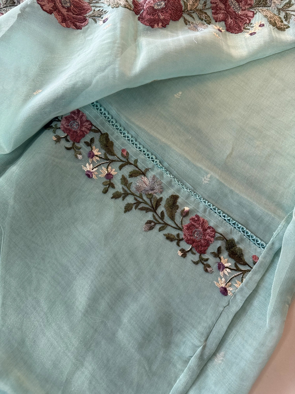 Tissue Chanderi Blend / 275E