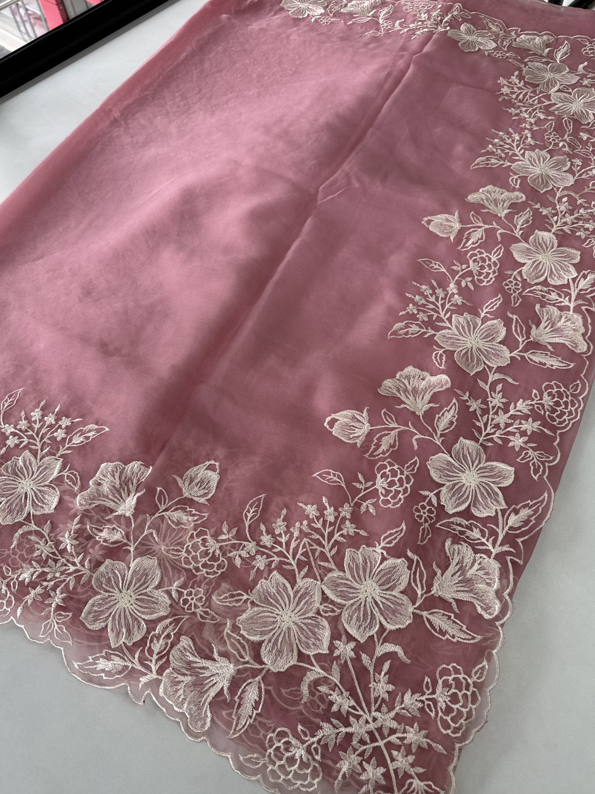 Soft Organza / CW017