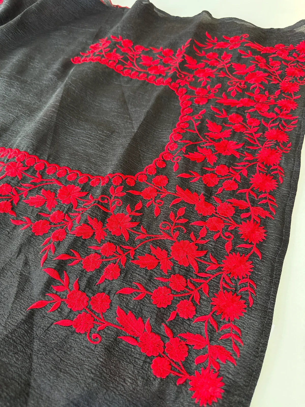 Crushed crape / SA3WD