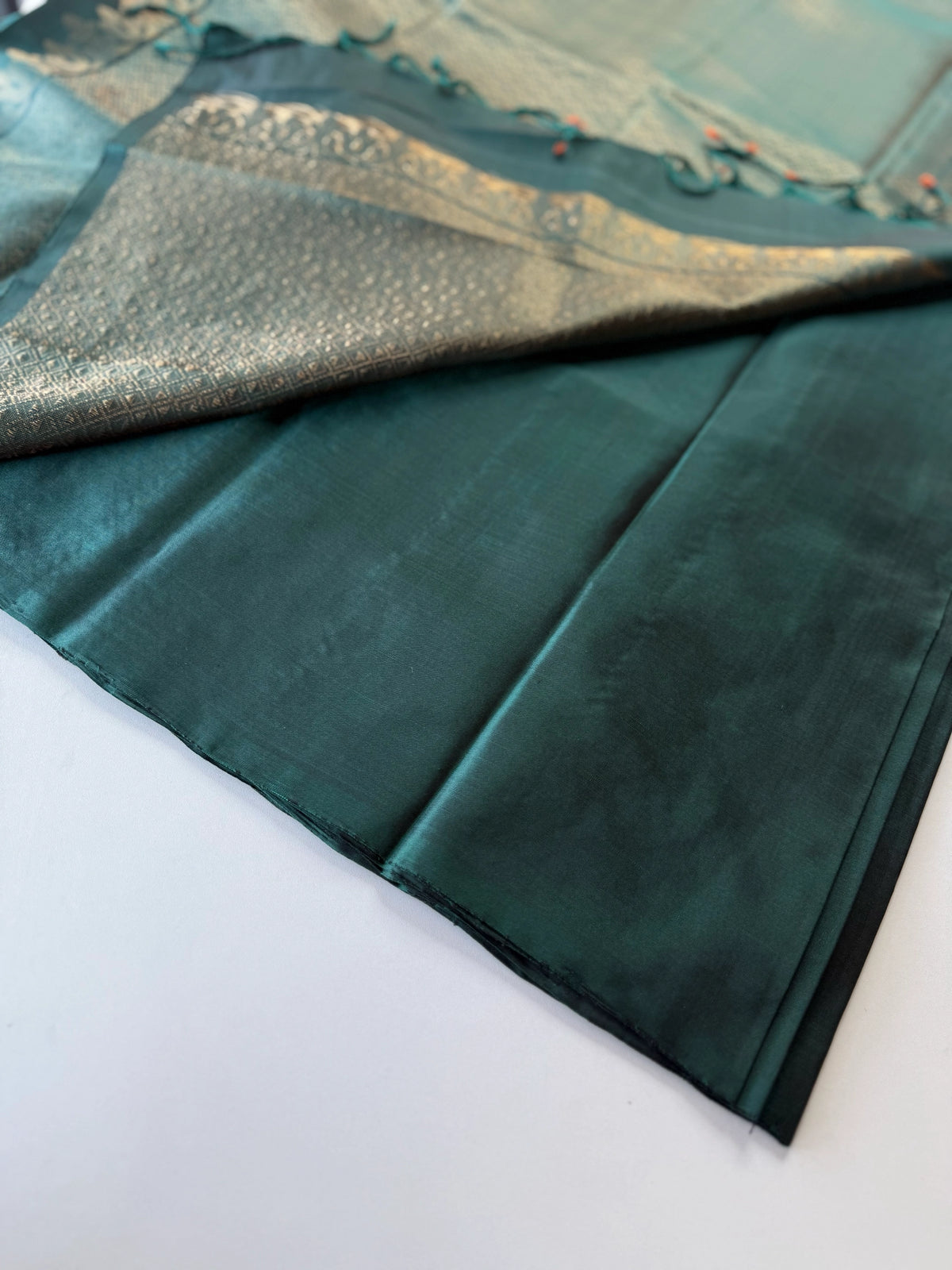 Pure silk Saree / HLS10