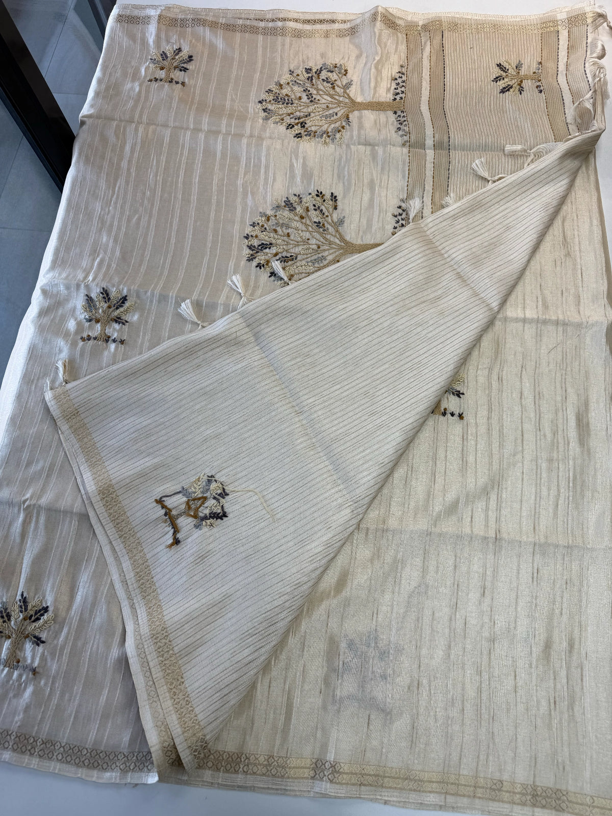 Soft semi Tussar saree/ K5241