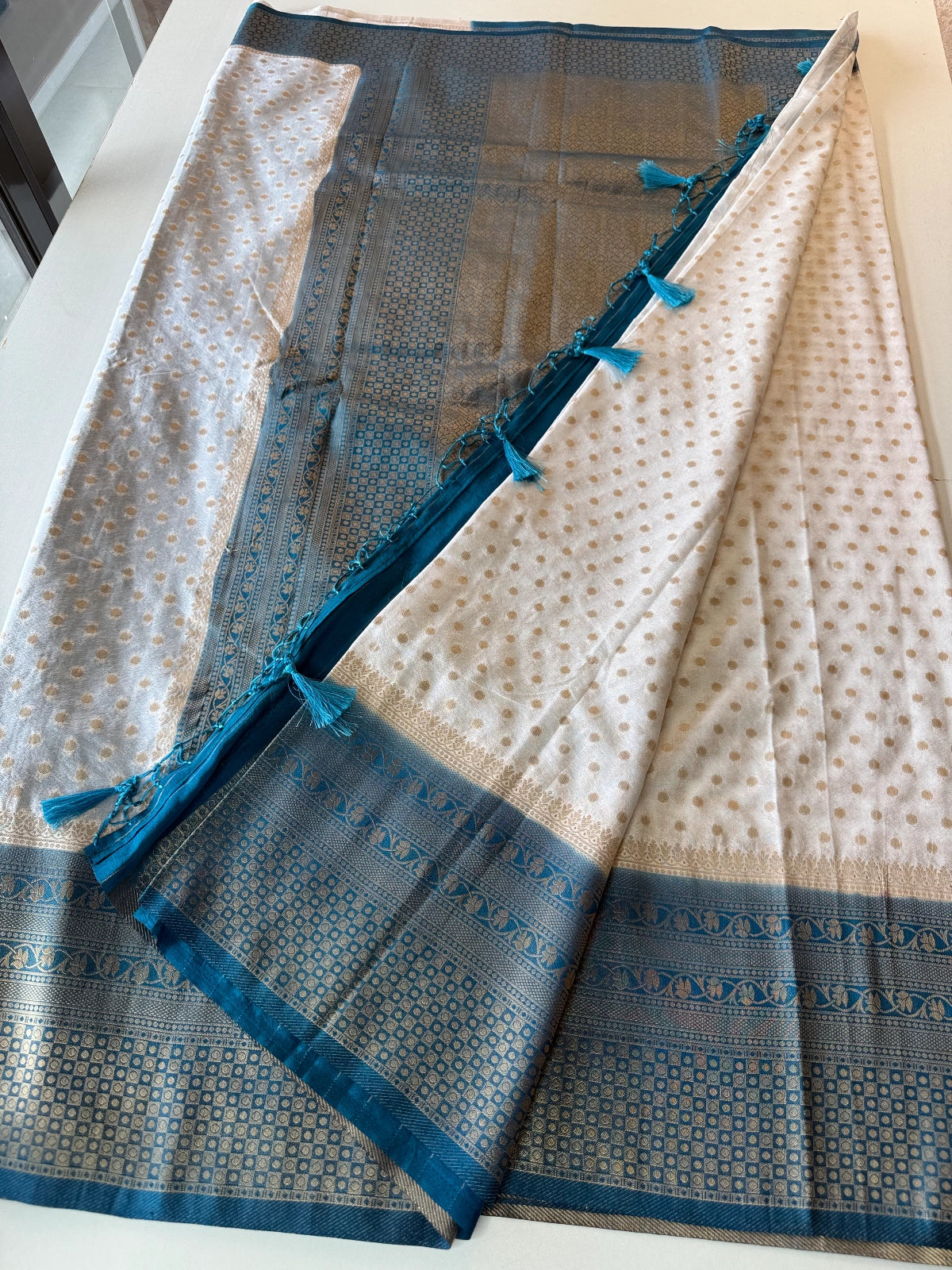 Soft Georgette Banarasi /MT101