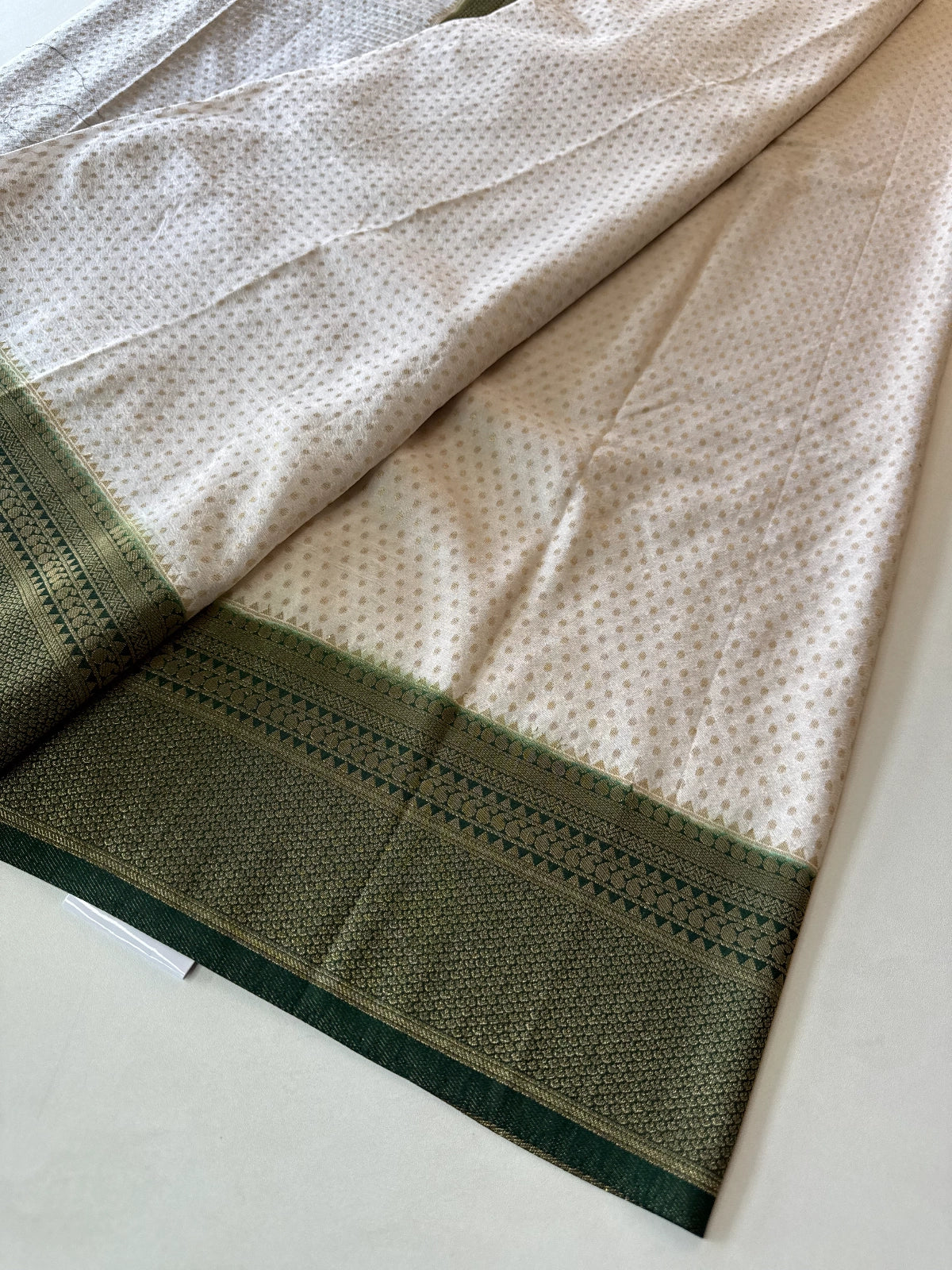 Soft Georgette Banarasi /MT101