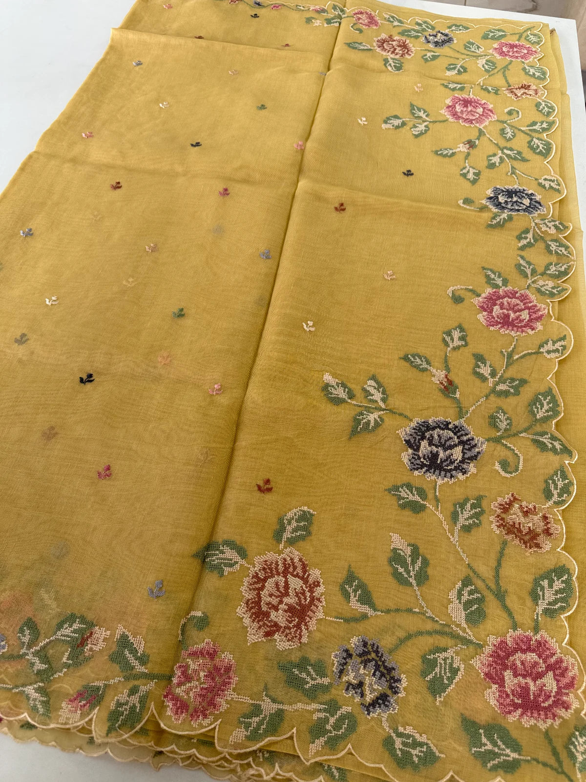 Threaded Garden/CM06