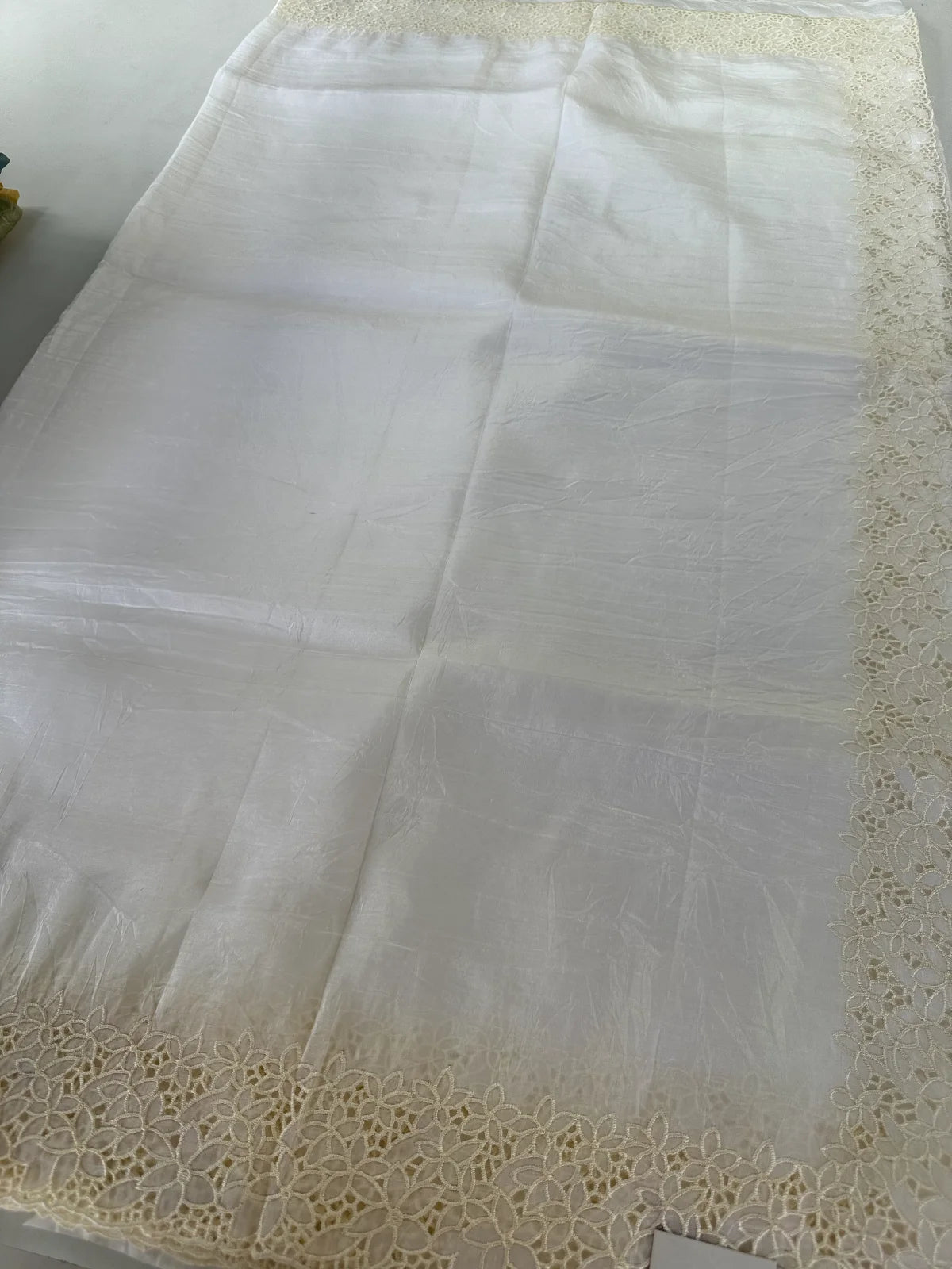 Crushed cutwork /CW050