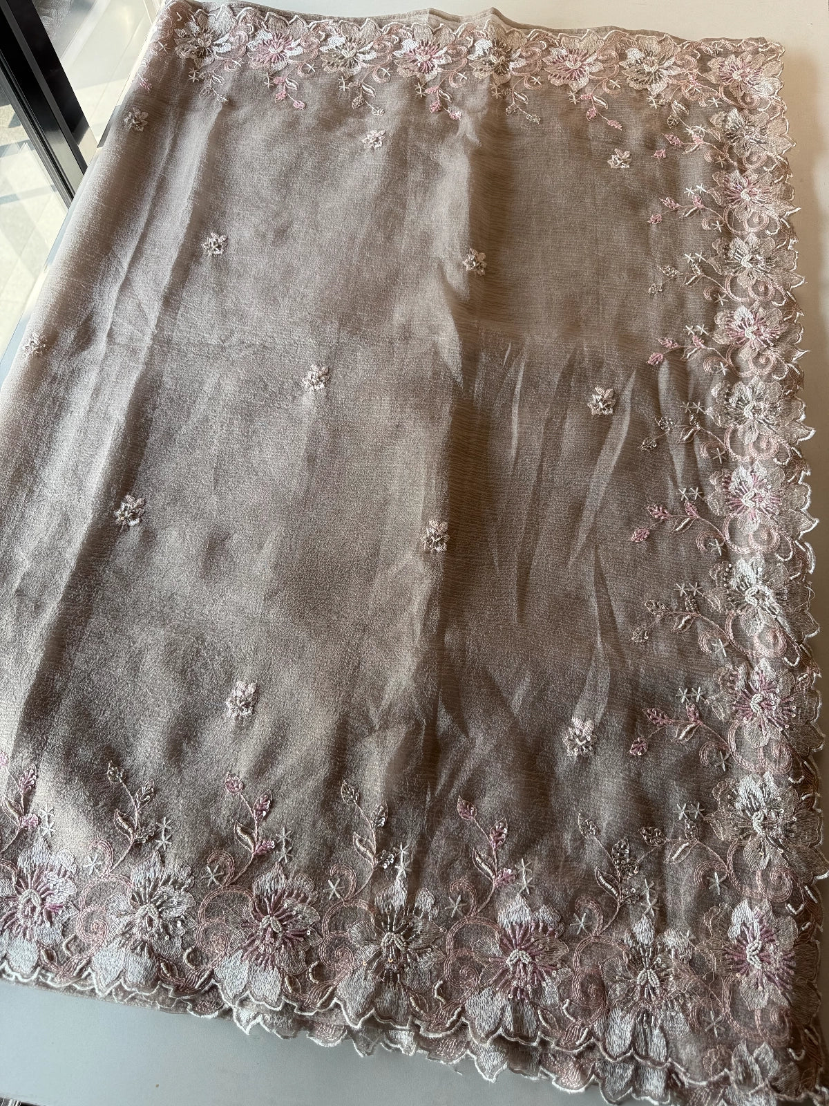 Platinum Crush Saree/ HM85