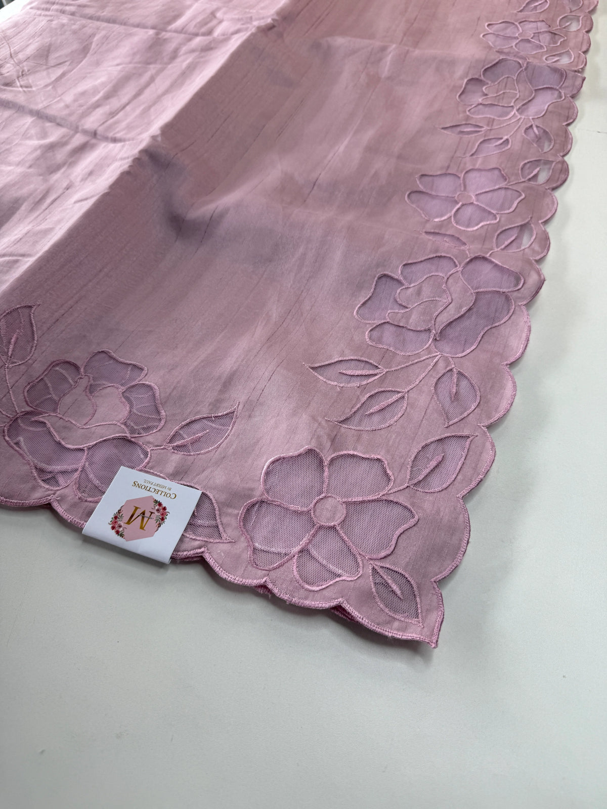 Slub Silk Saree floral appliqué / 125EFS