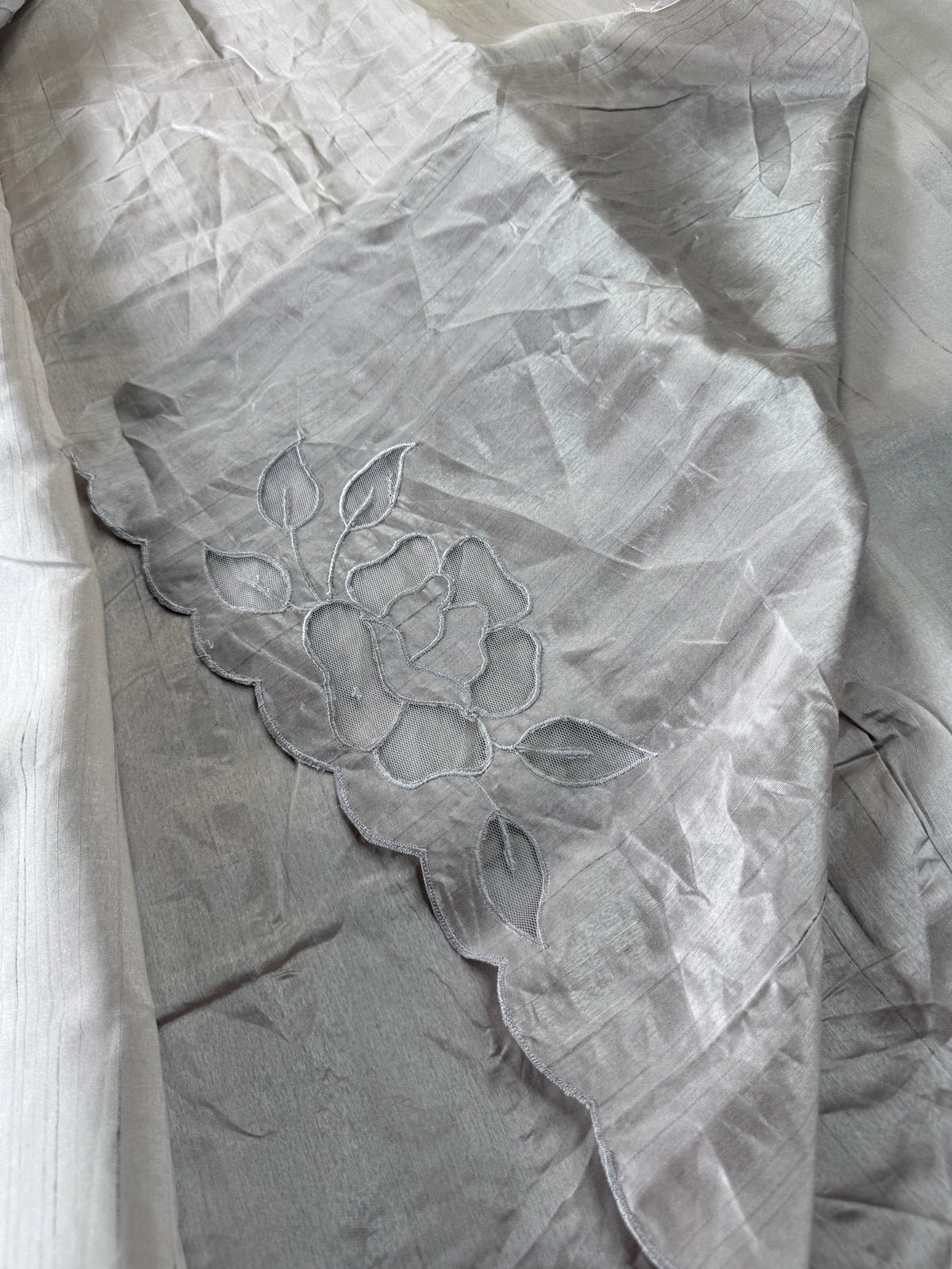 Slub Silk Saree floral appliqué / 125EFS