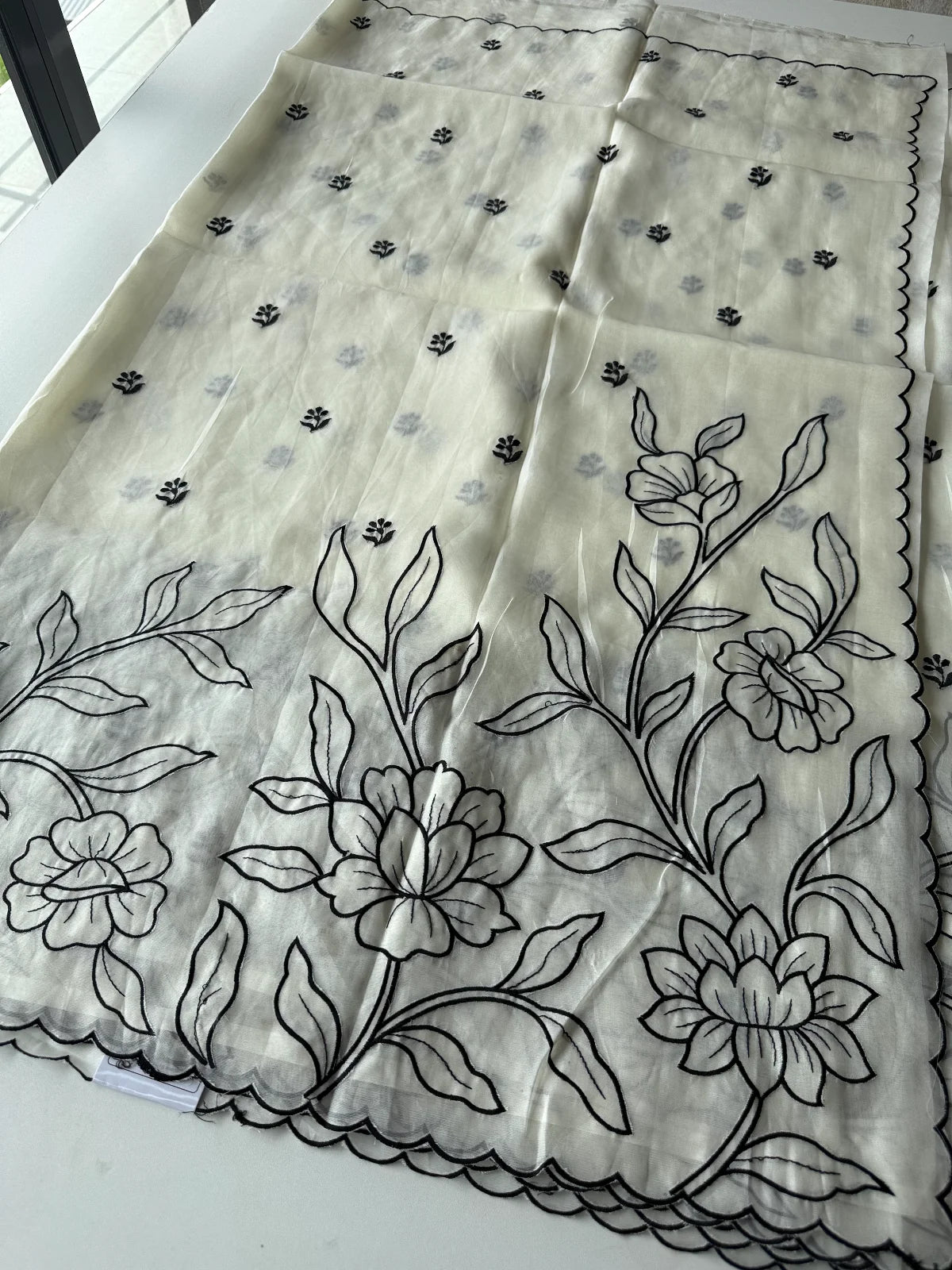 Viscous Organza / DMU15