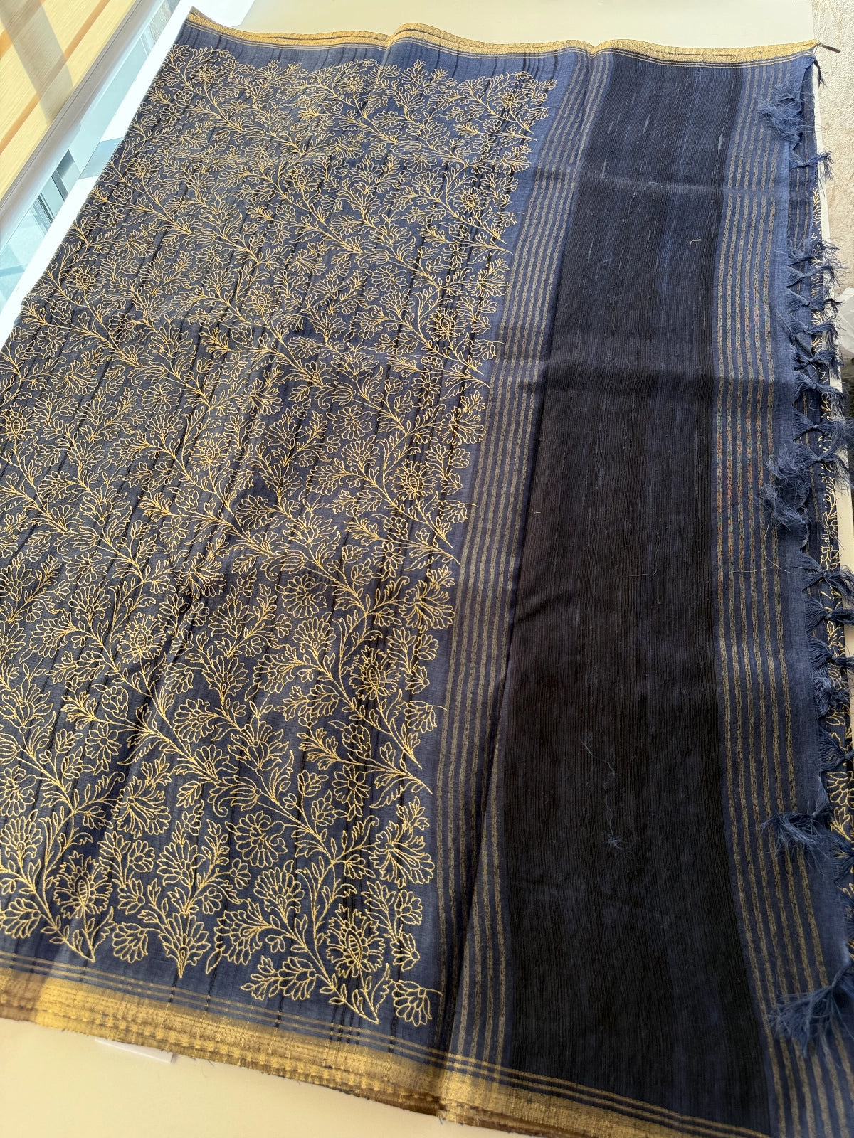 Semi Tussar Silk Saree / MD259