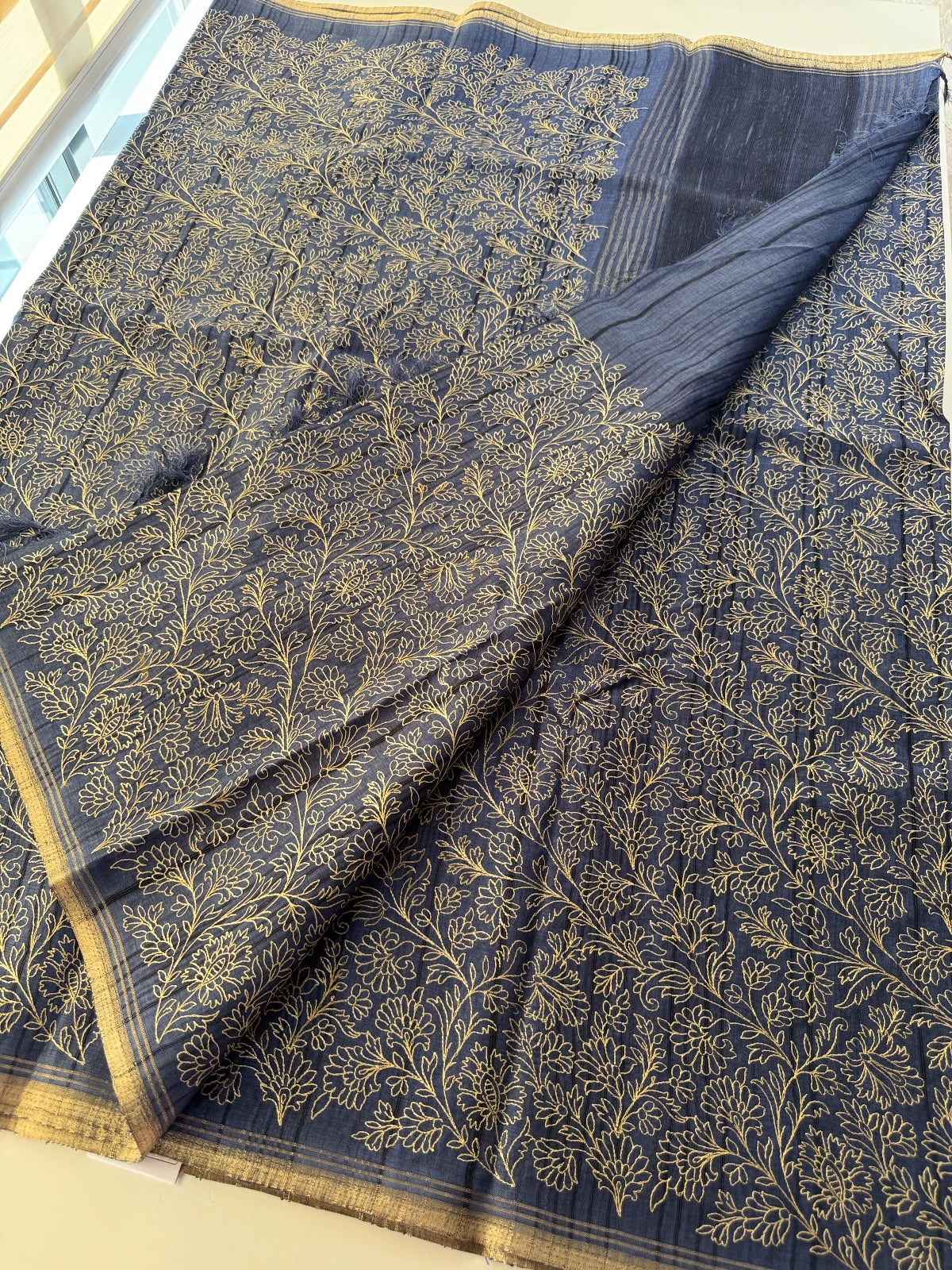 Semi Tussar Silk Saree / MD259