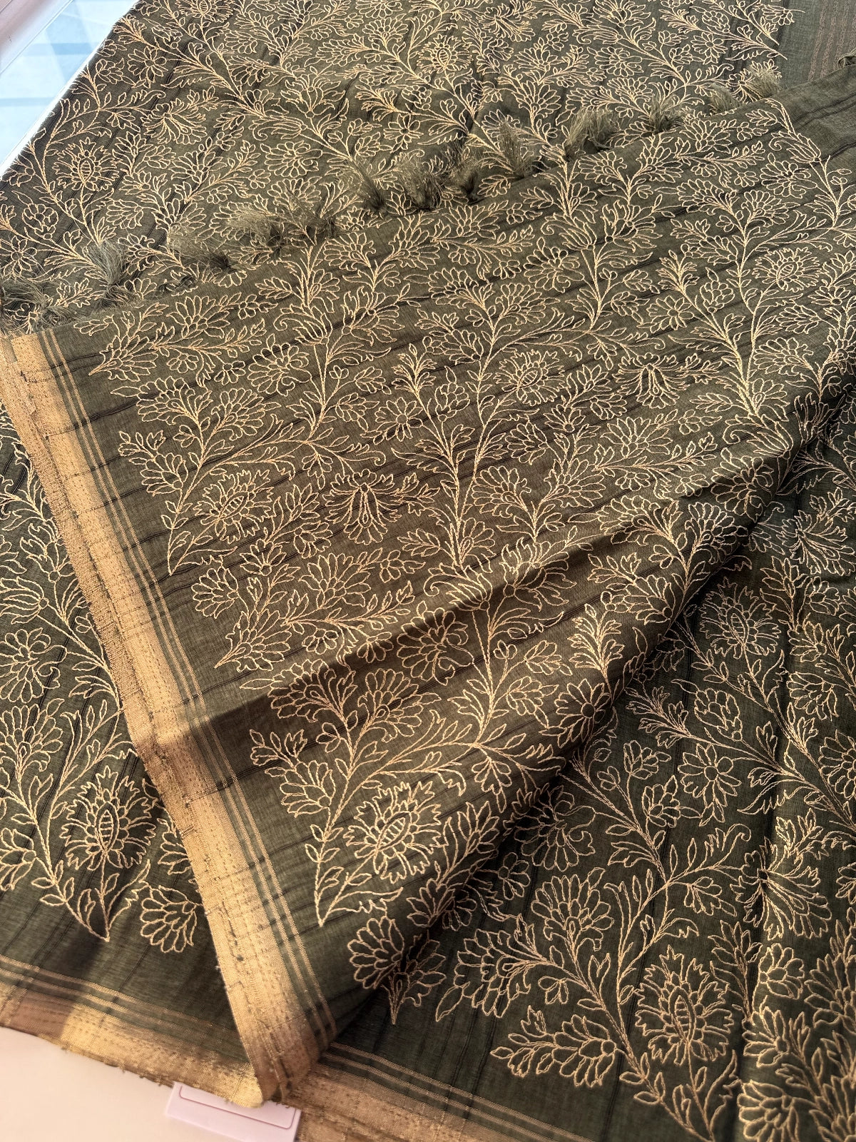 Semi Tussar Silk Saree / MD259