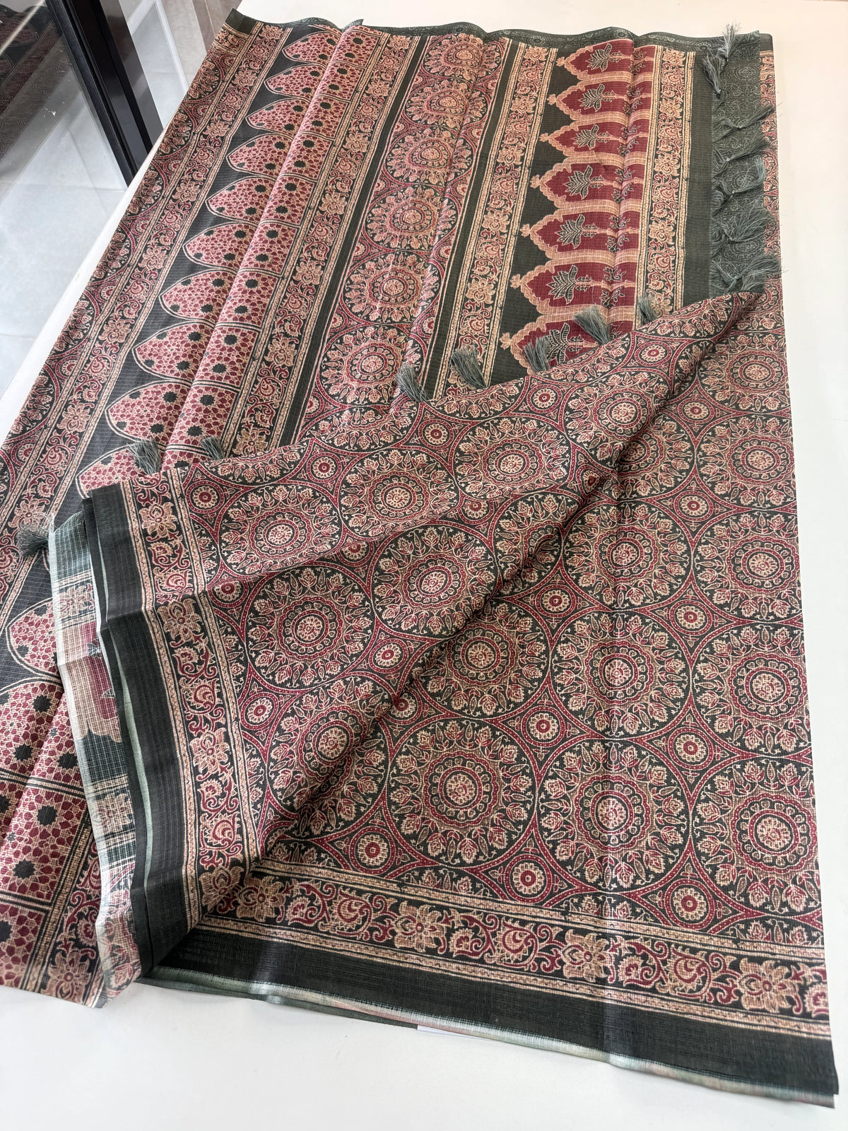 Kotta finished saree/ SR635