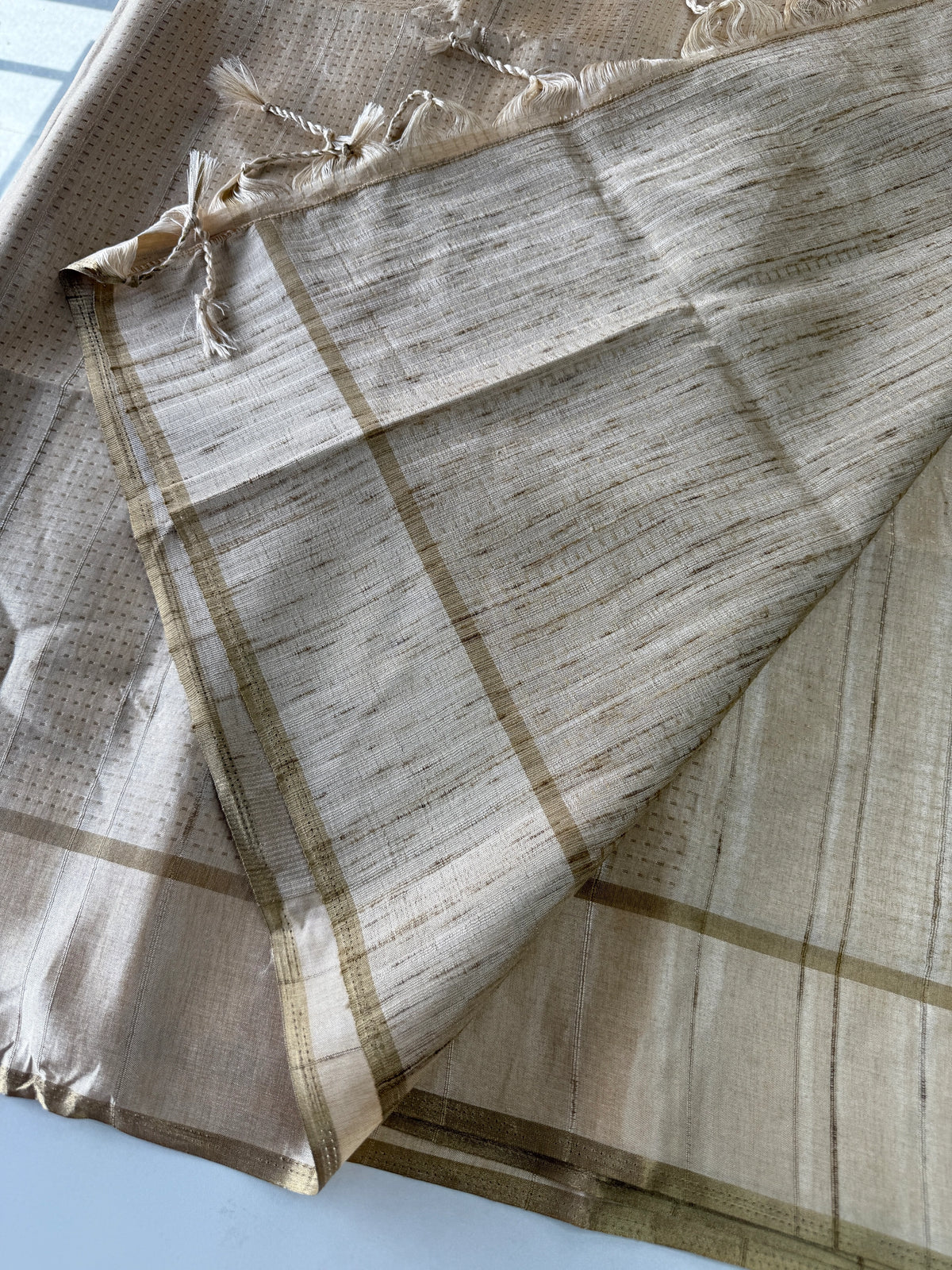 Semi matka saree/MAT12