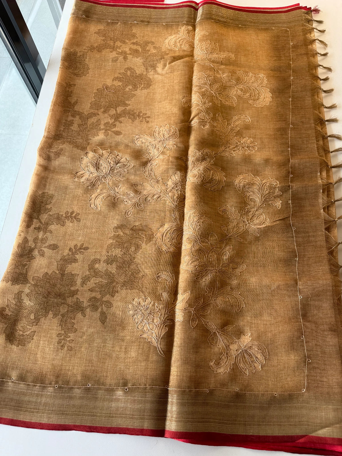Tissue Linen Blend Saree / 1568