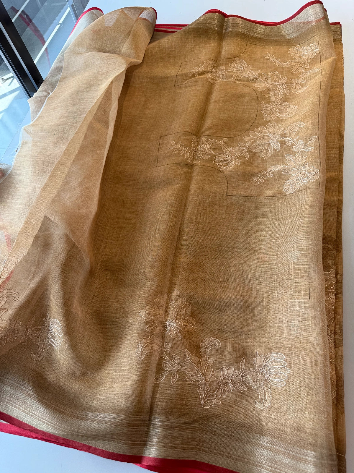 Tissue Linen Blend Saree / 1568