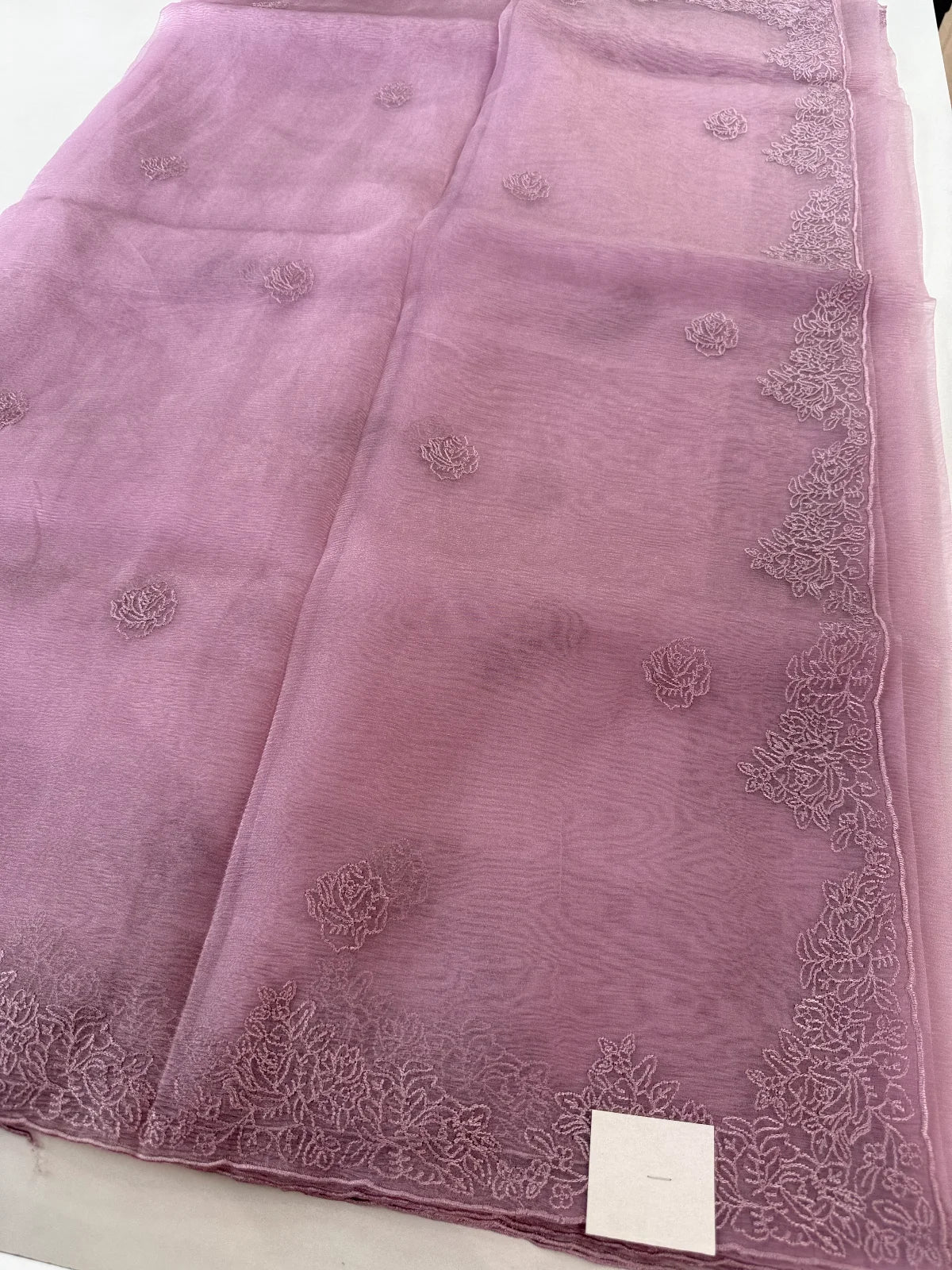 Crushed tissue blended Organza/CM051