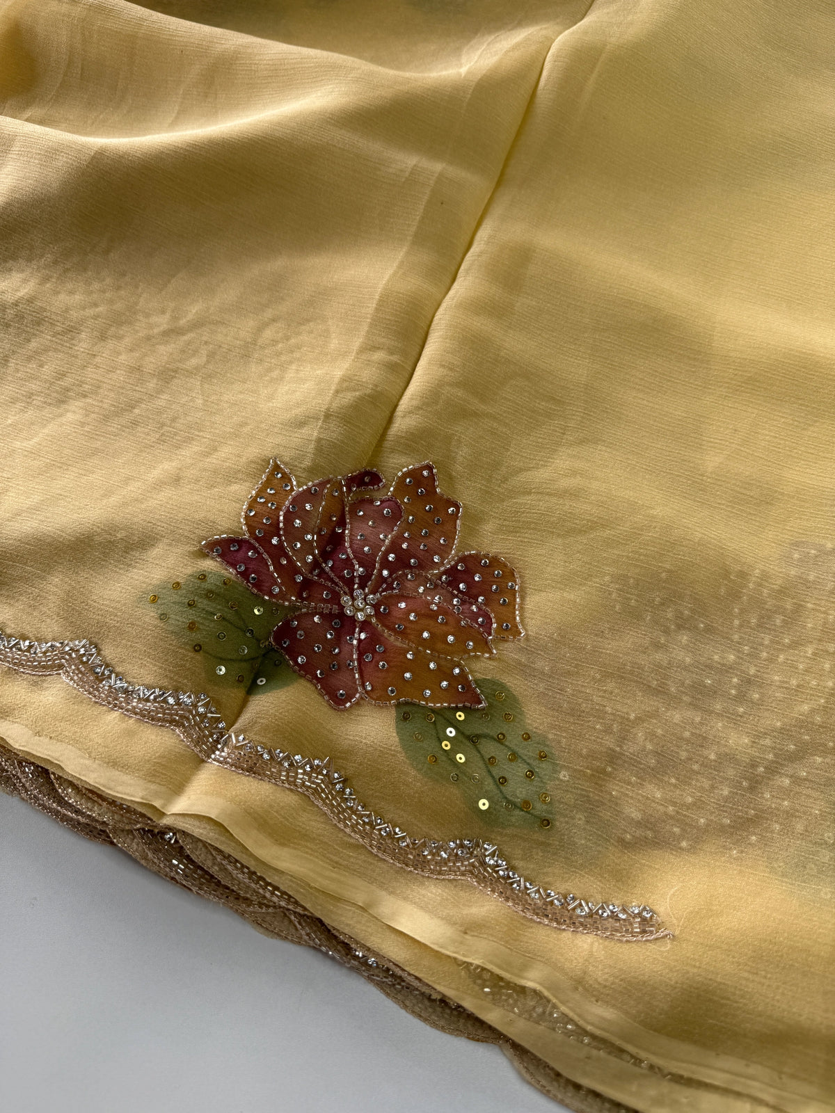 Chiffon saree/ HW409