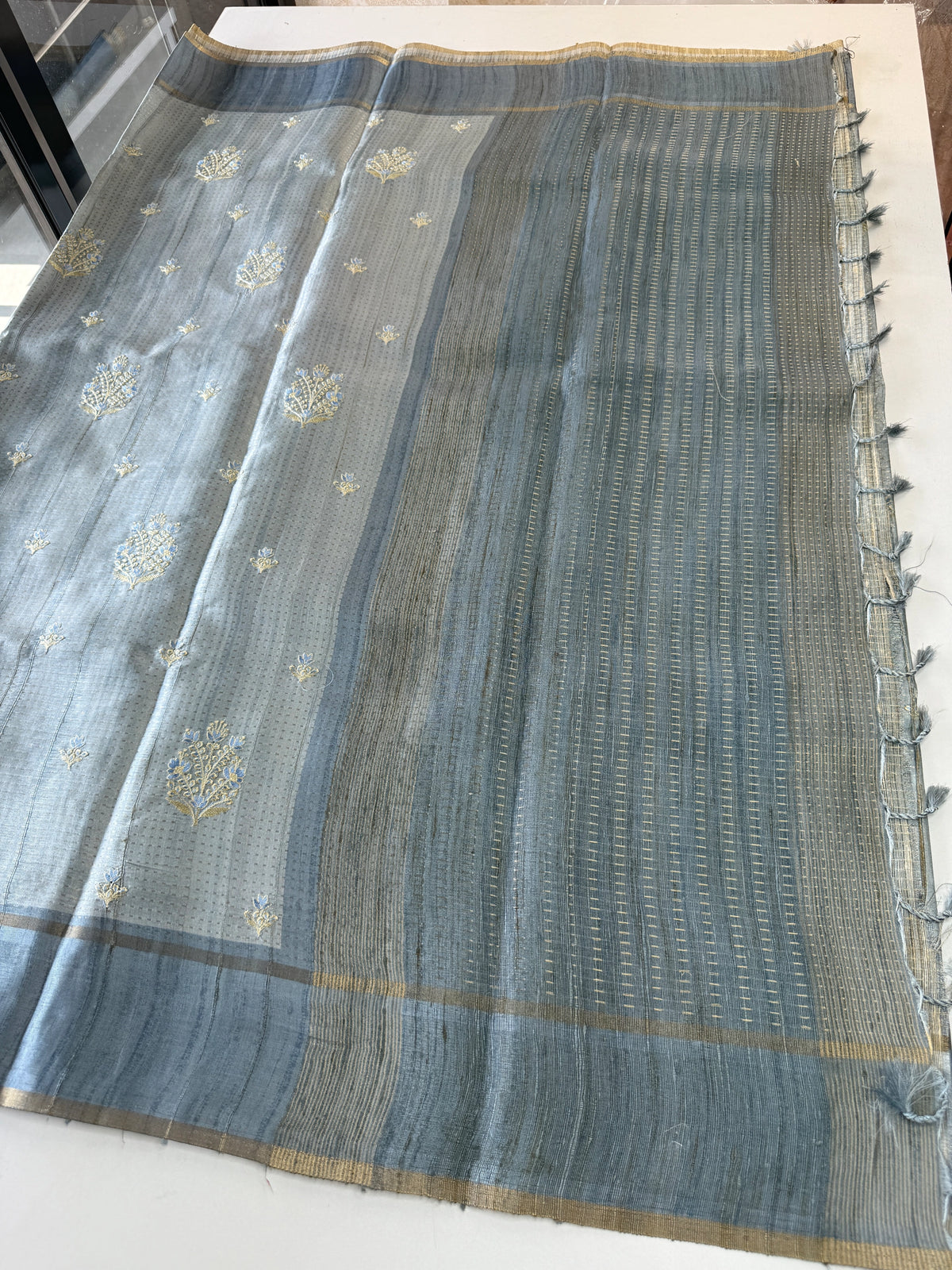 Soft semi Tussar / D429