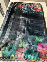 Crushed crape floral / A172