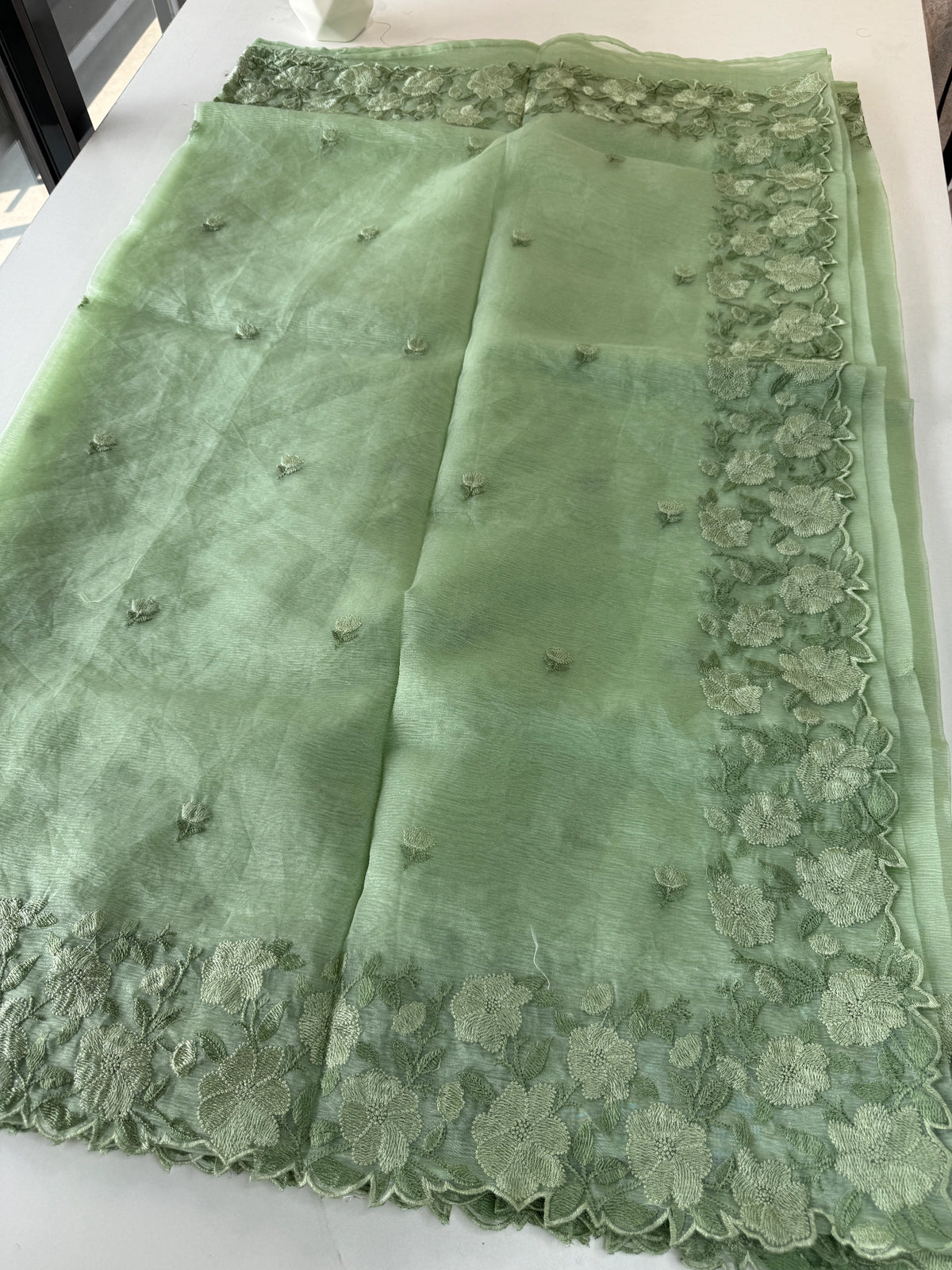 Tissue crush / MA096