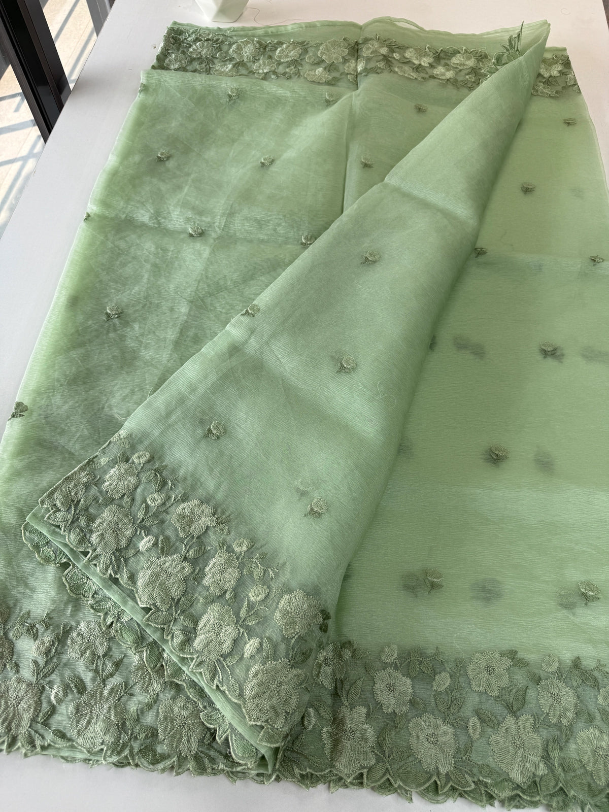 Tissue crush / MA096