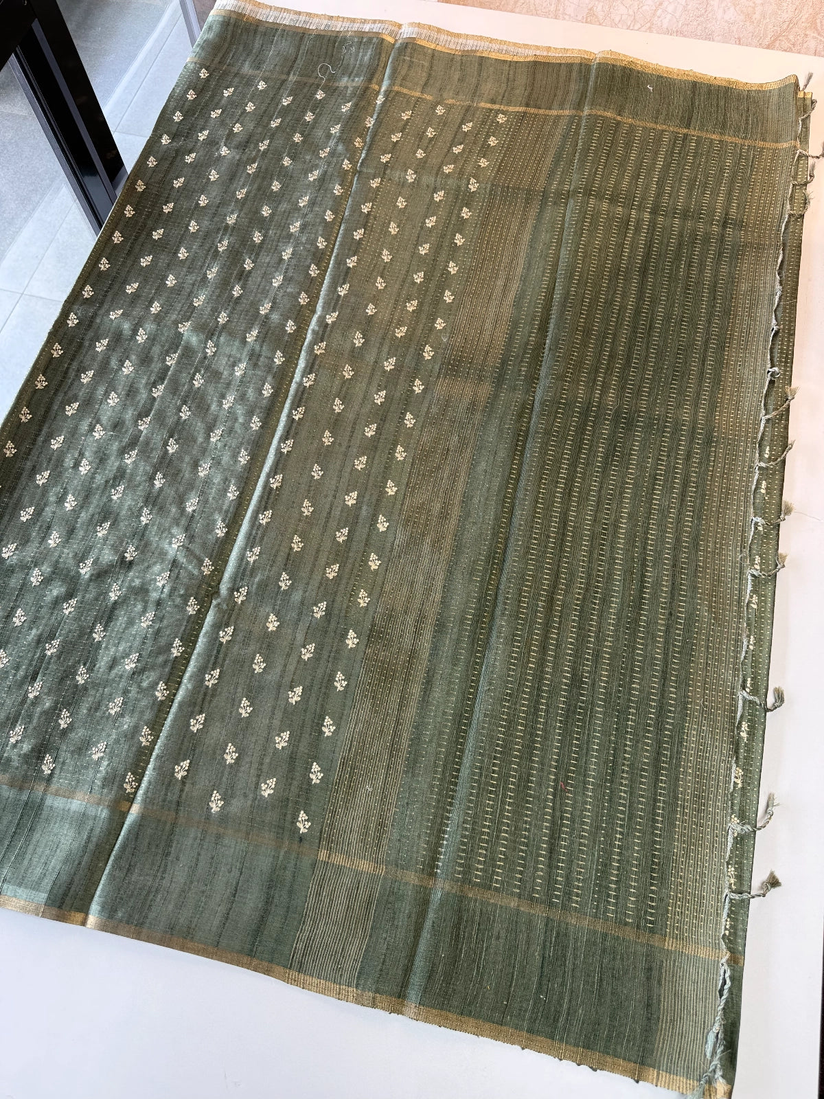 Soft Semi Tussar Silk Saree / MD364