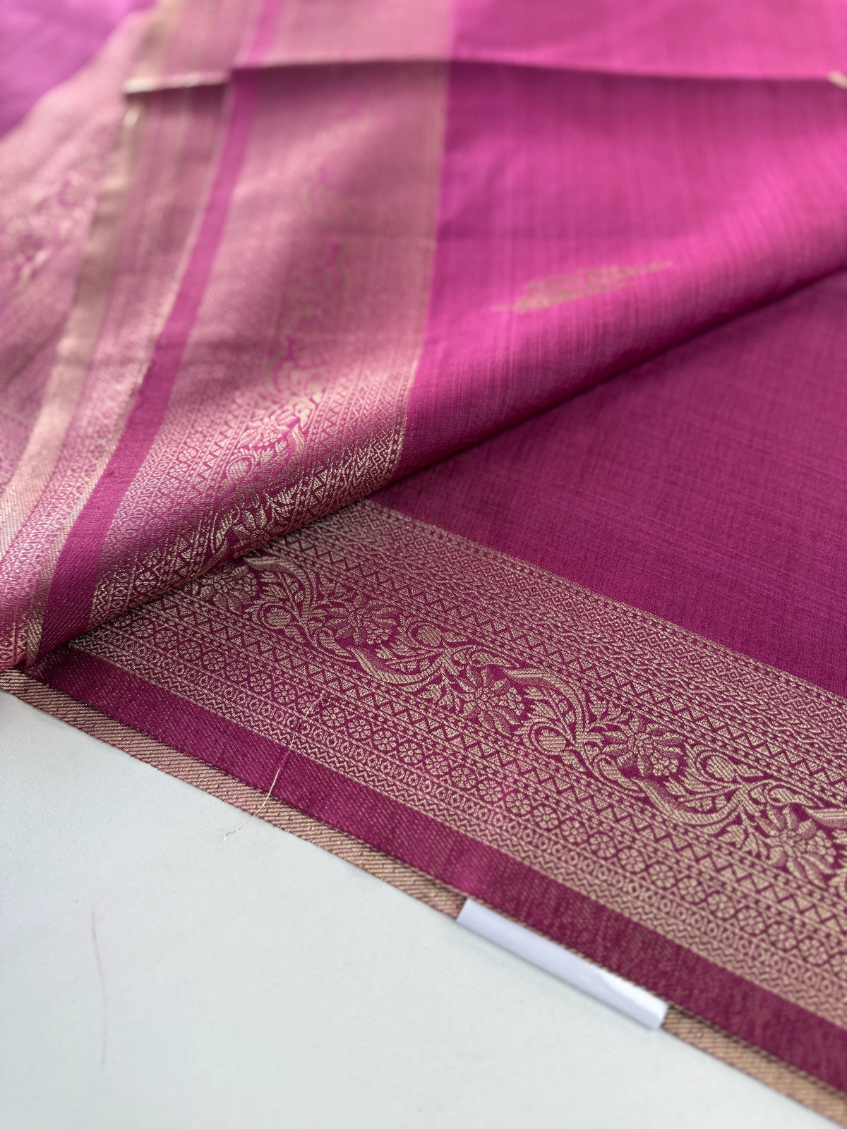 Semi silk Banarasi weaved saree/JFS55