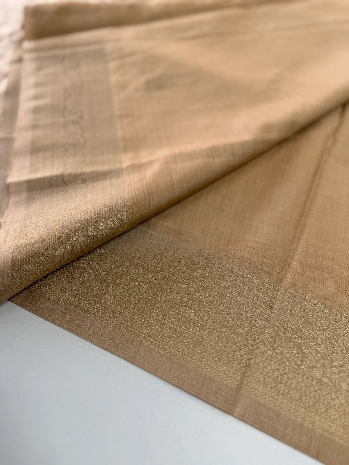 Semi silk Banarasi weaved saree/JFS55