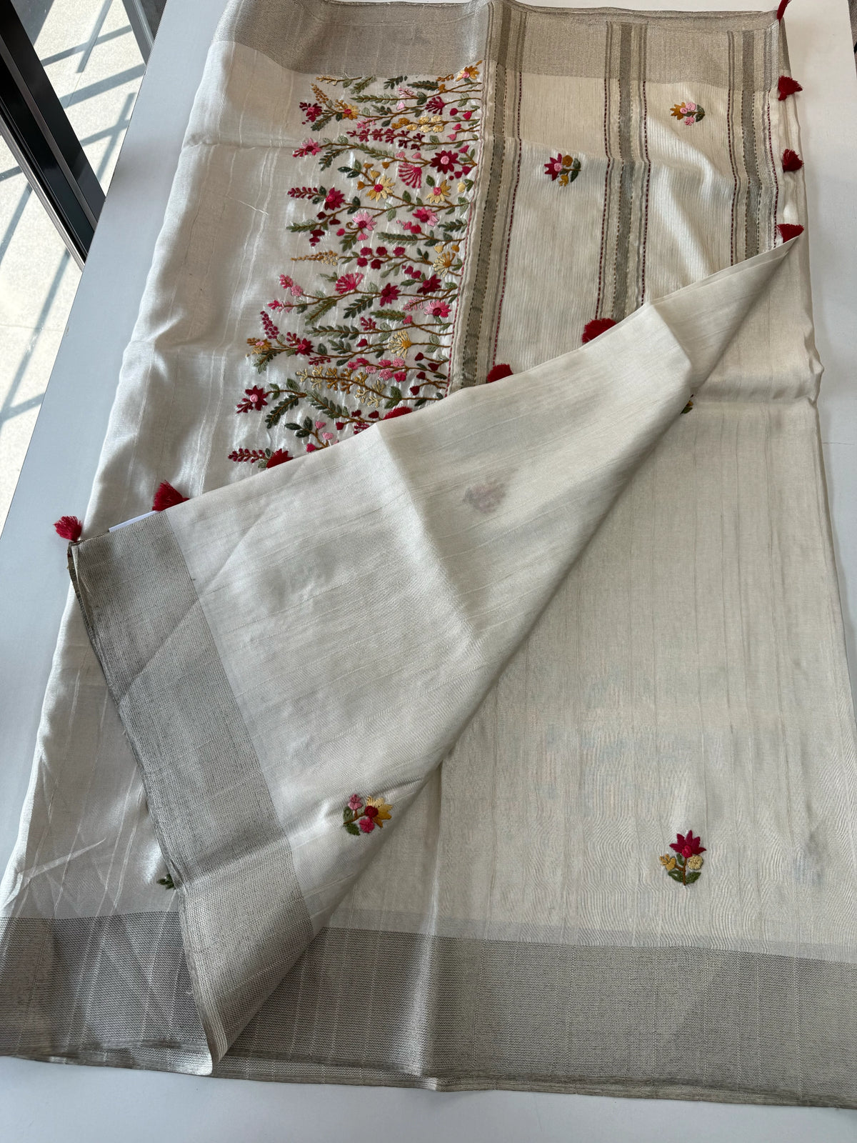 Soft semi Tussar saree/ DSS01