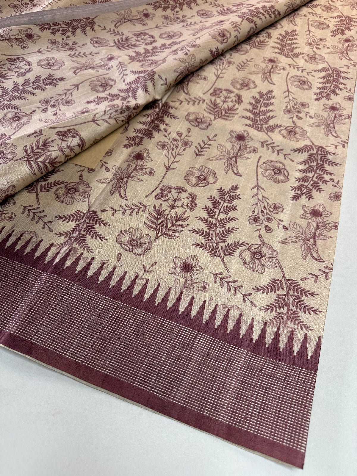 Semi Silk Saree / 1175