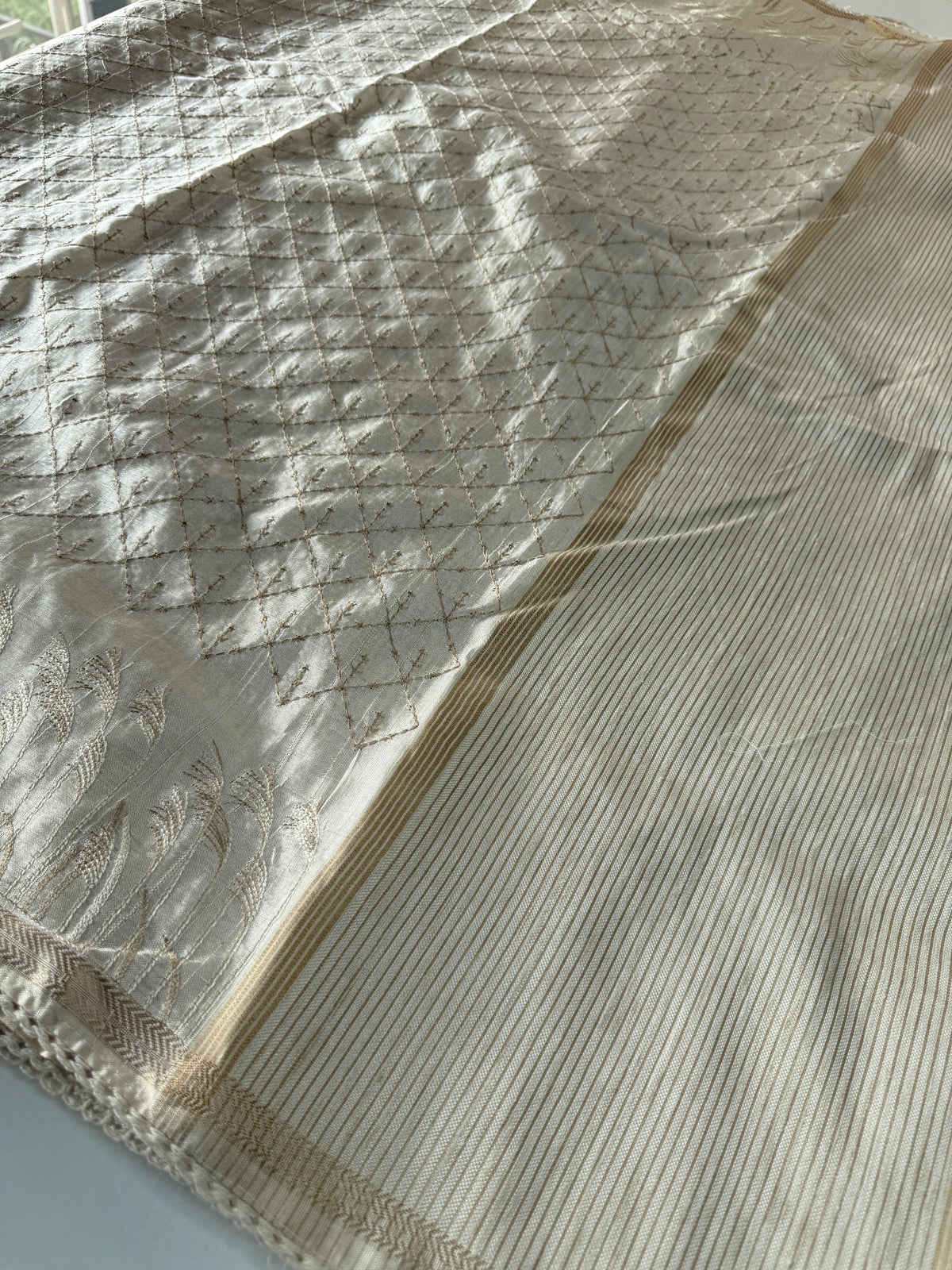 Soft semi Tussar Saree/ 6899
