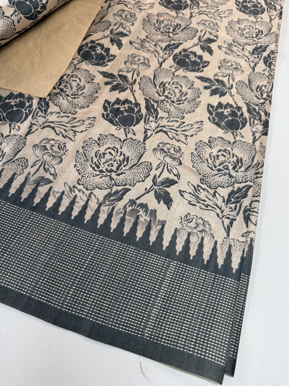 Semi Silk Saree / 1175