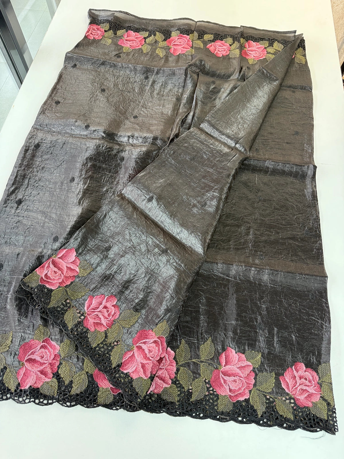 Crushed Oragnza Saree / SC8129