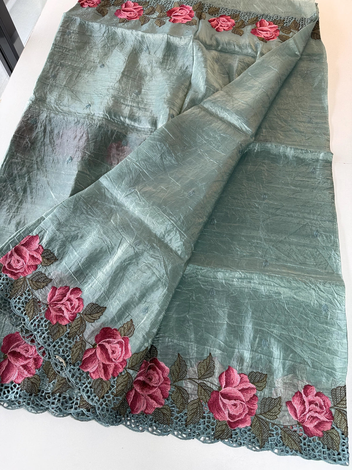 Crushed Oragnza Saree / SC8129