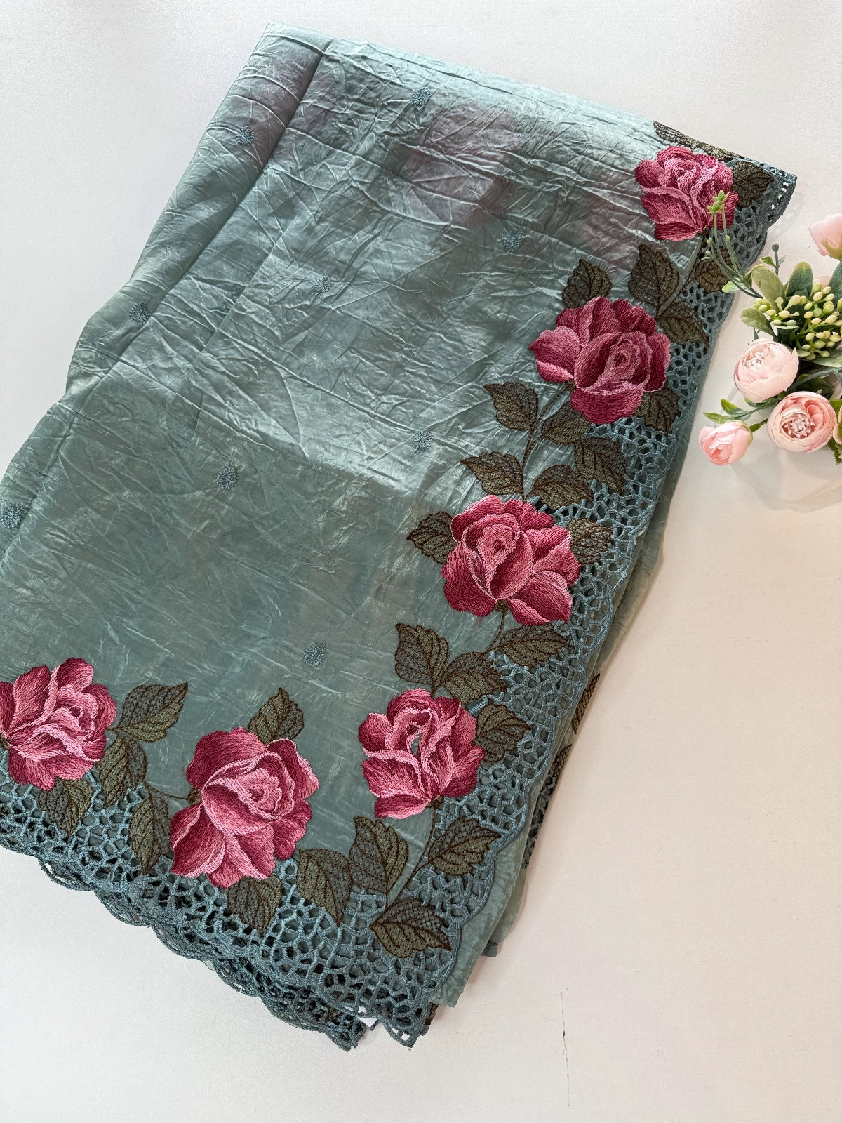 Crushed Oragnza Saree / SC8129