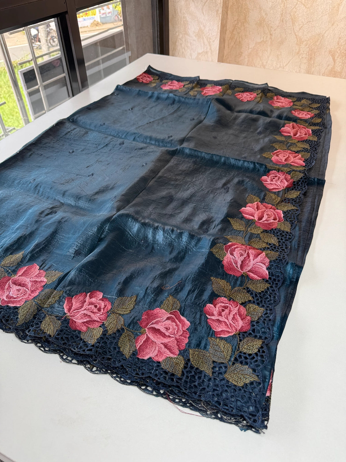 Crushed Oragnza Saree / SC8129