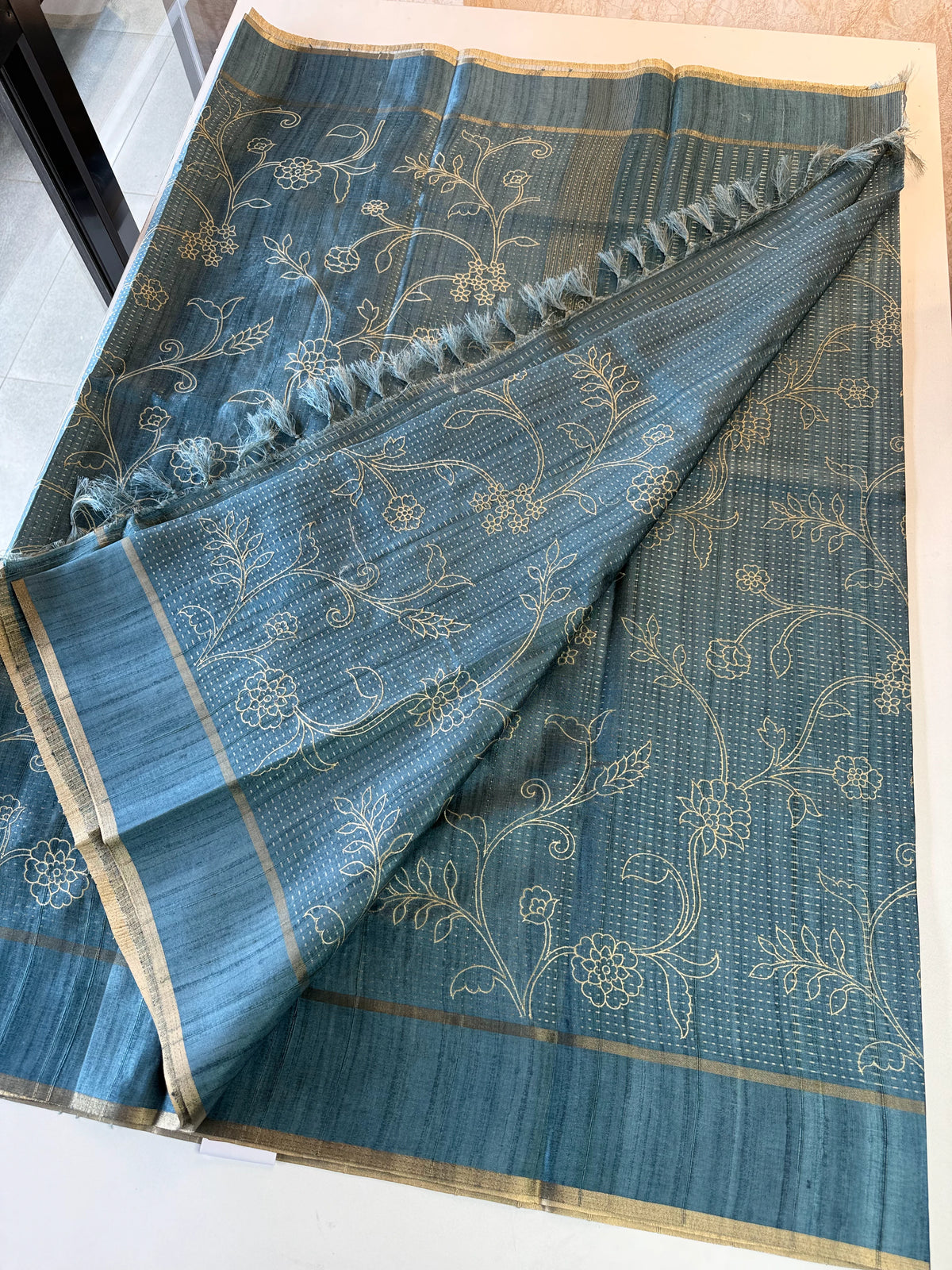 Semi Tussar Saree /MD350