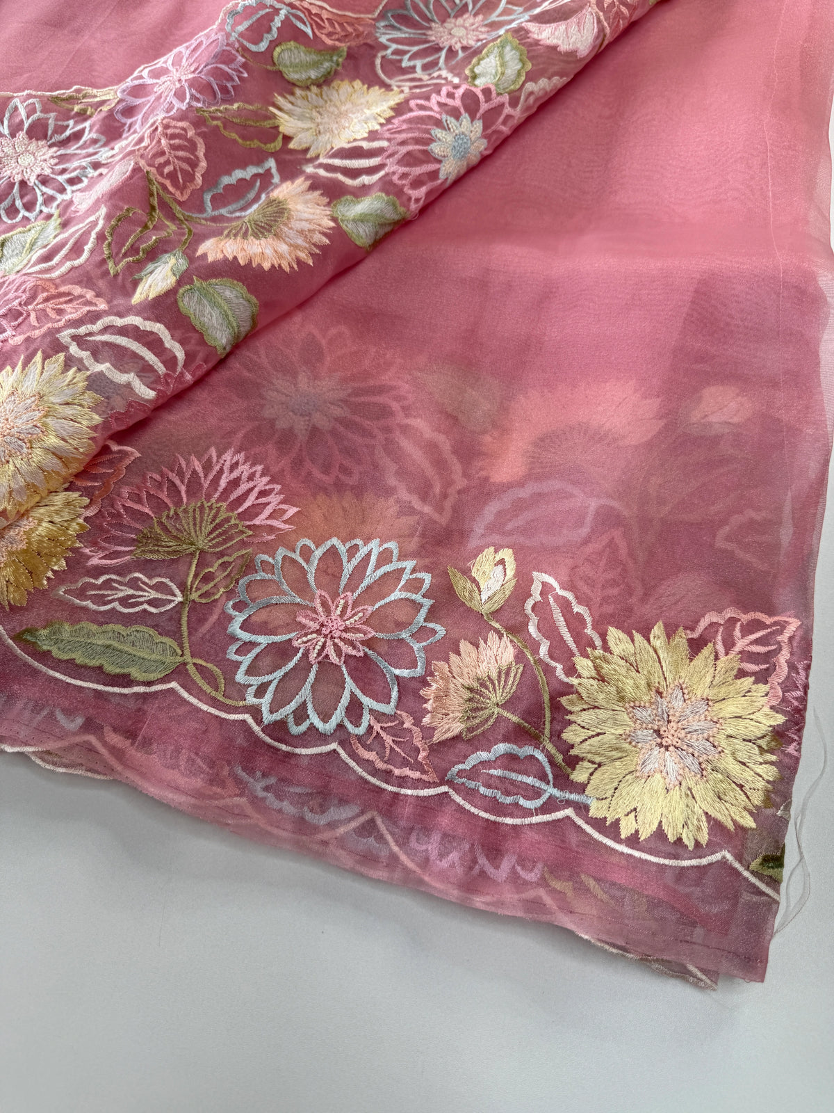 Glass organza Saree/ 155G