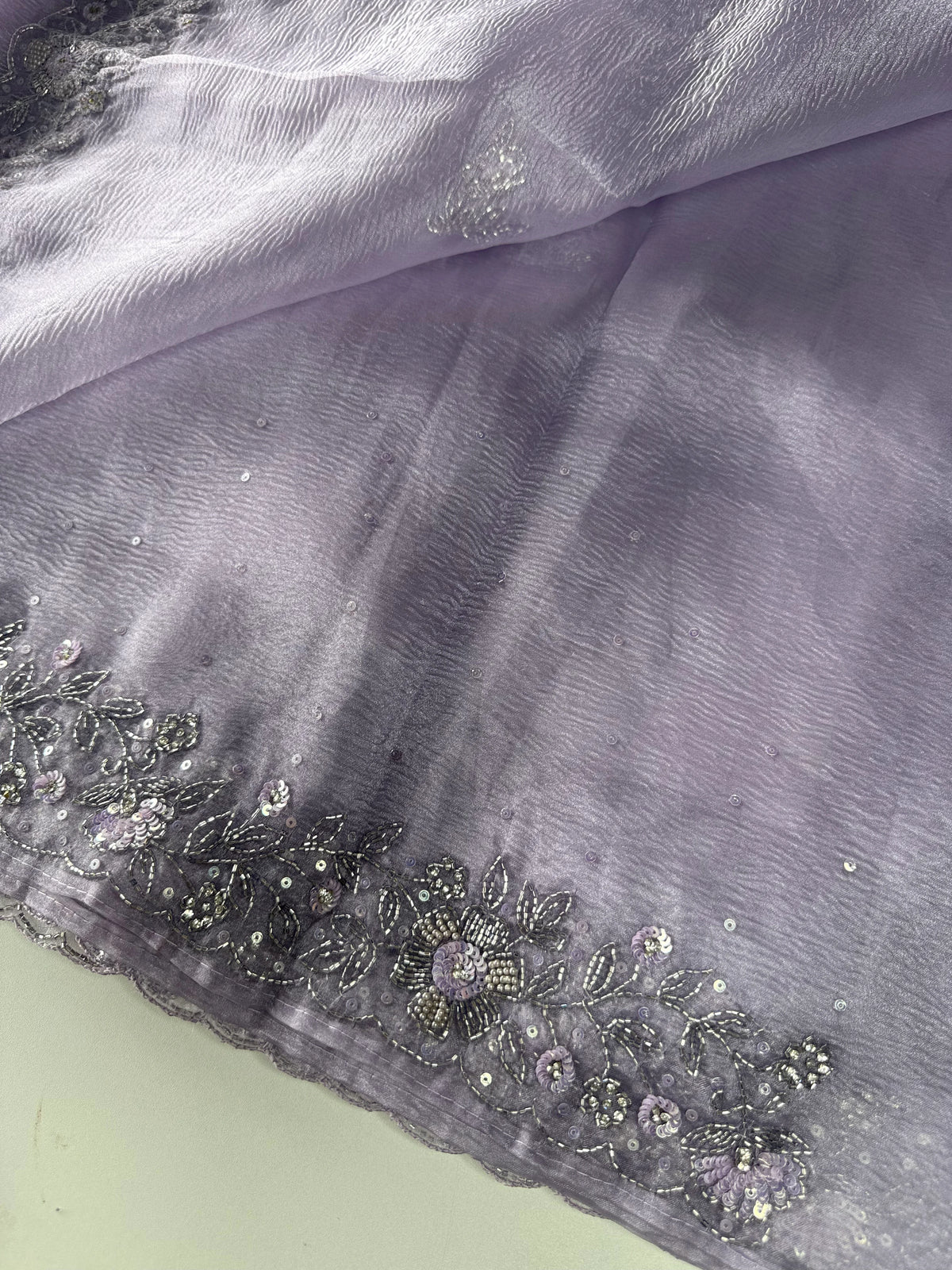 Crushed Tissue / HW129