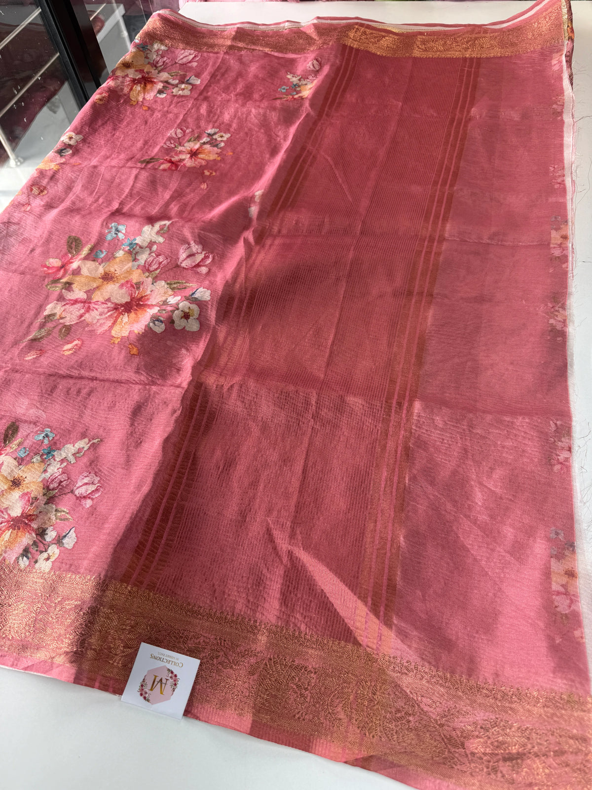Flowy tissue saree / 229