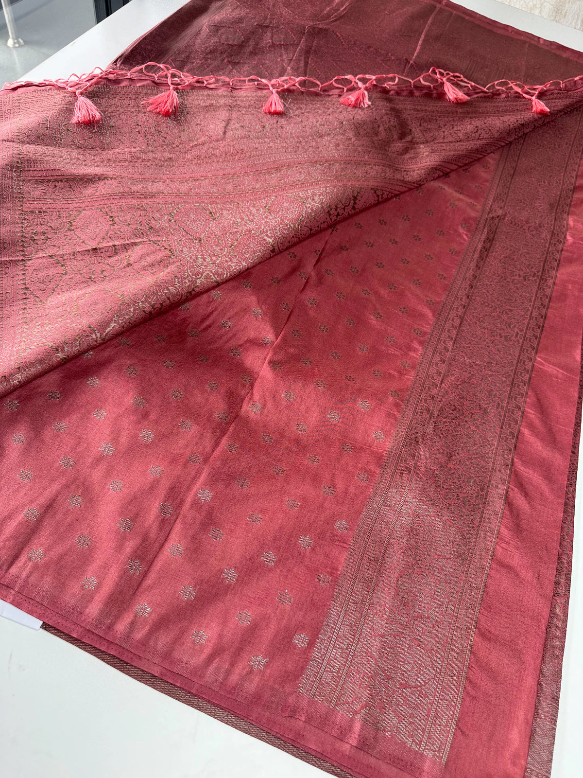 Soft Georgette Banarasi weaved saree/ AY101