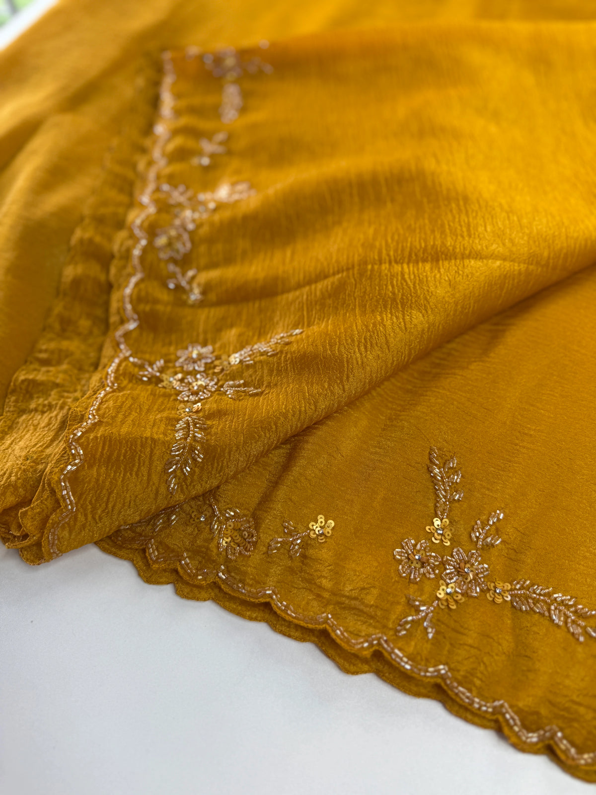 Crushed crape saree/HW324