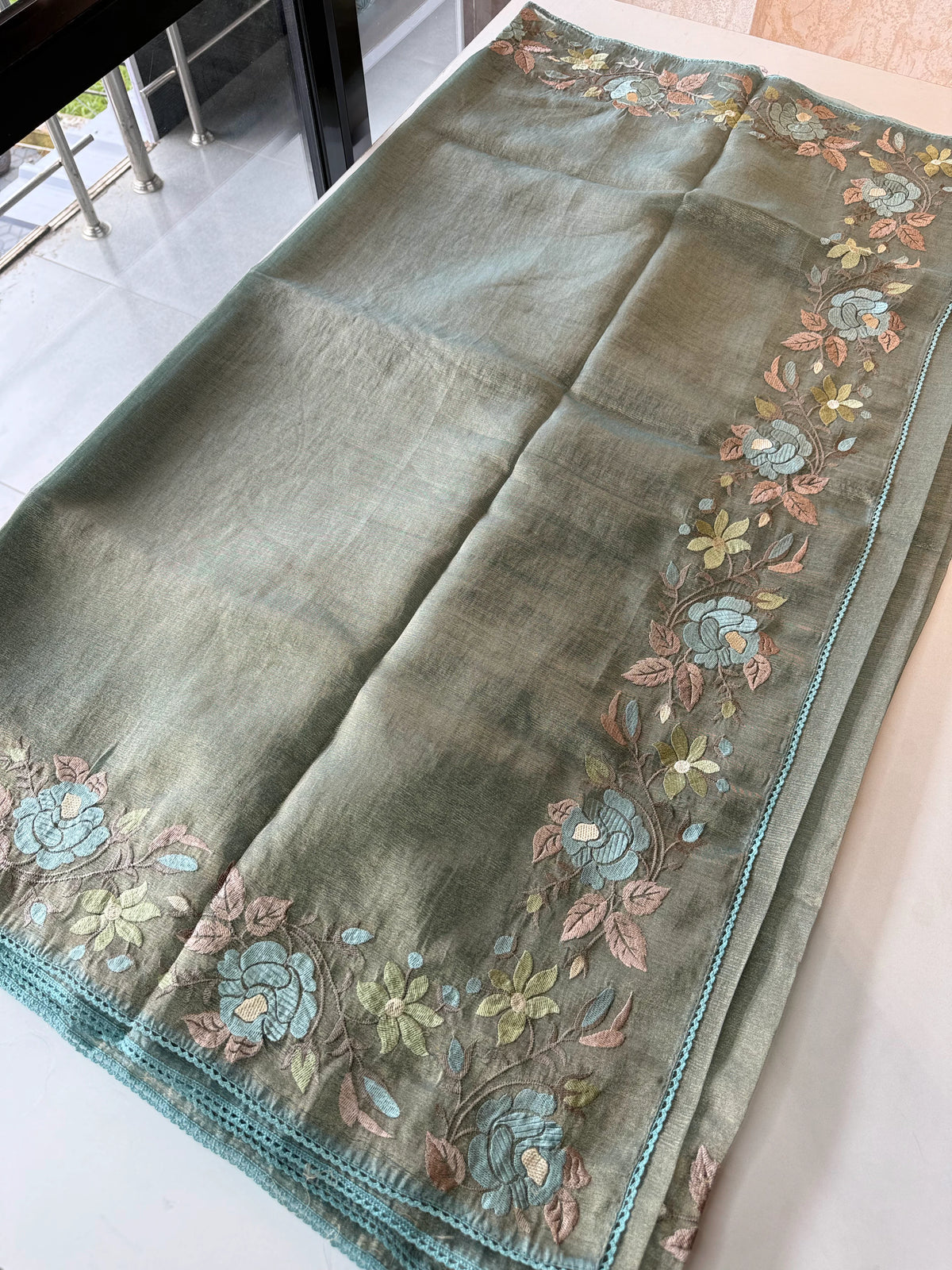 Crushed Tissue /SR179